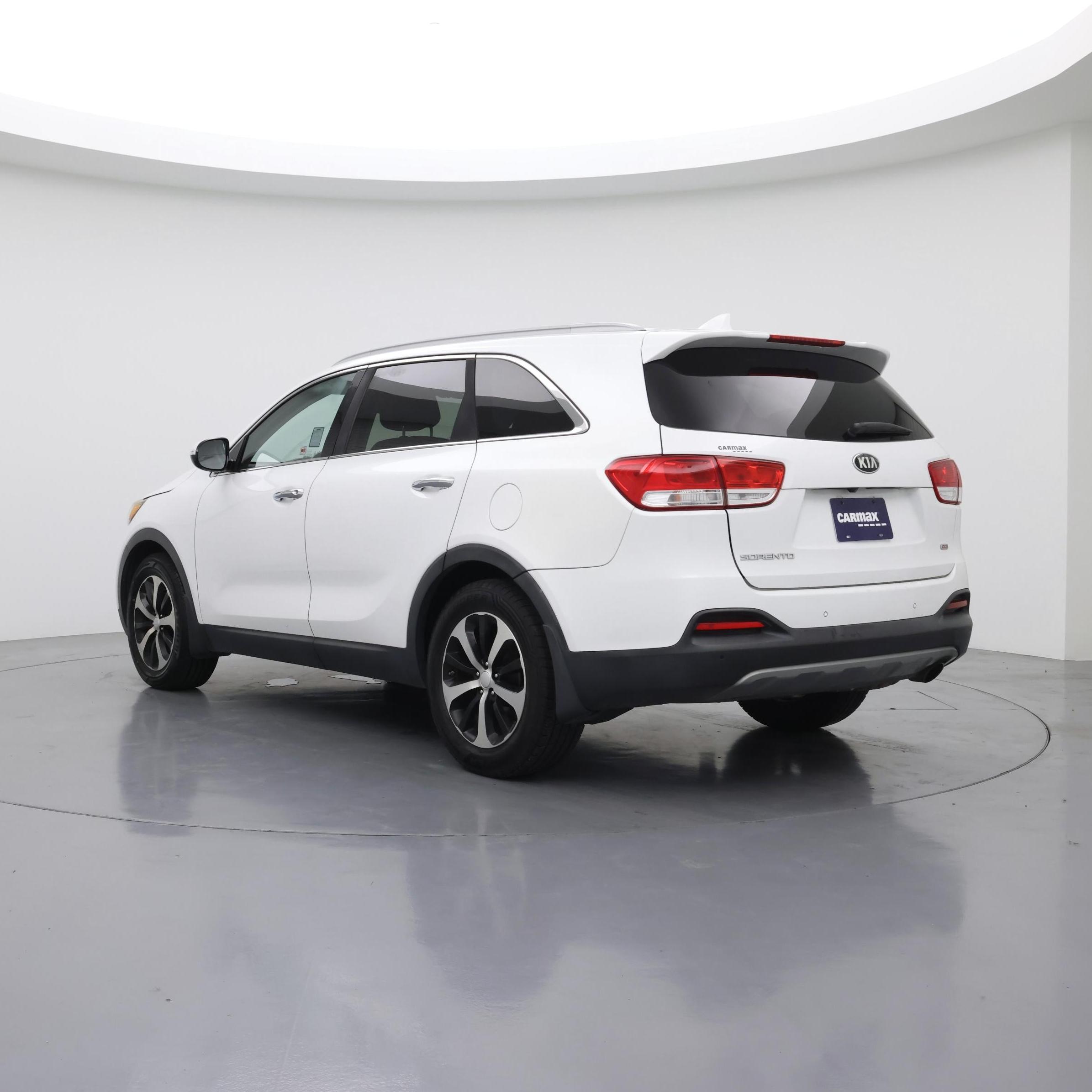 Thumbnail: 2016 Kia Sorento - 2