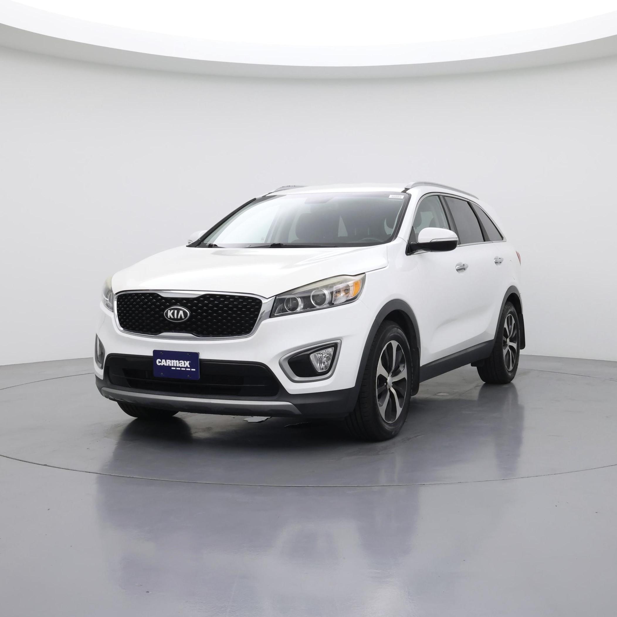 Thumbnail: 2016 Kia Sorento - 4