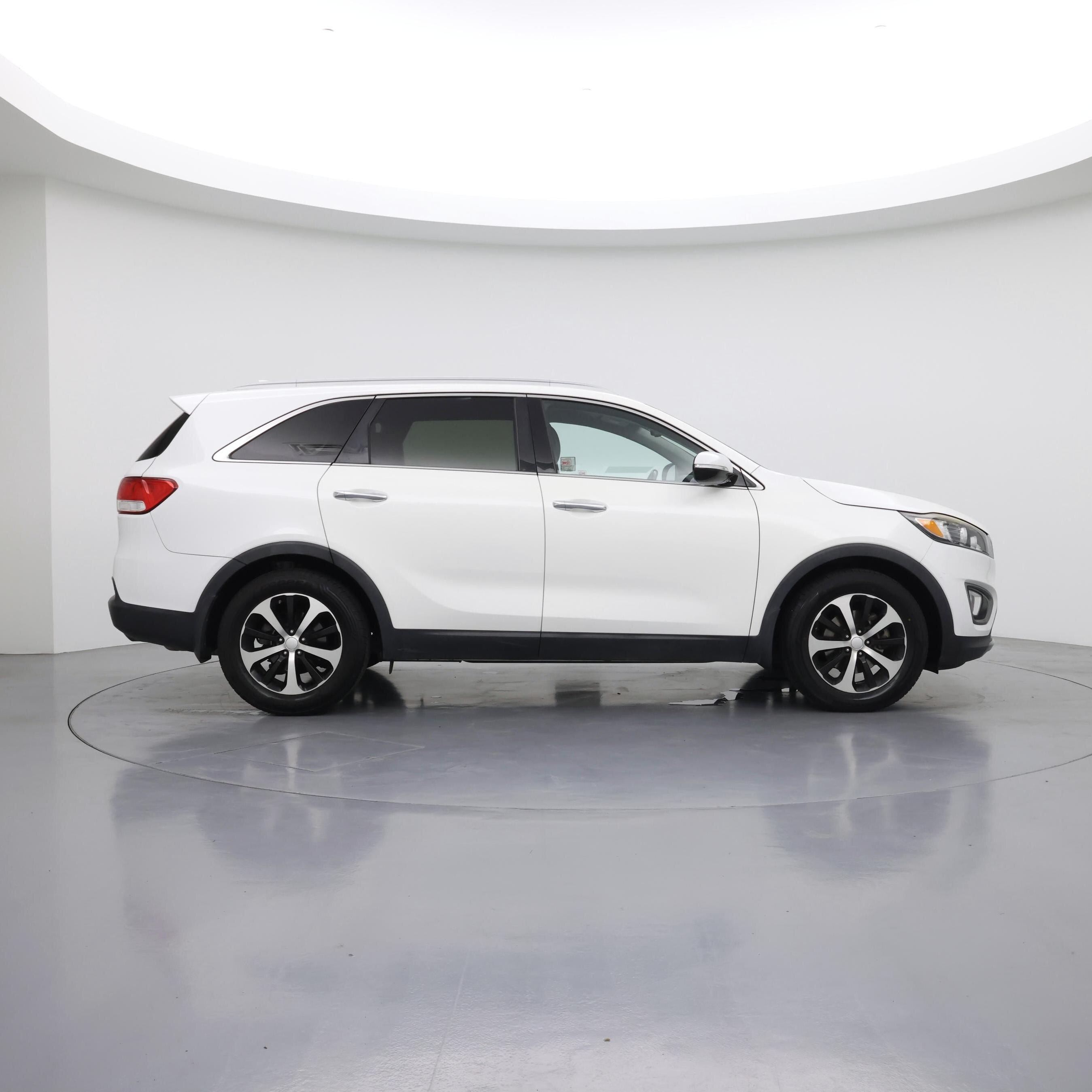 Thumbnail: 2016 Kia Sorento - 7