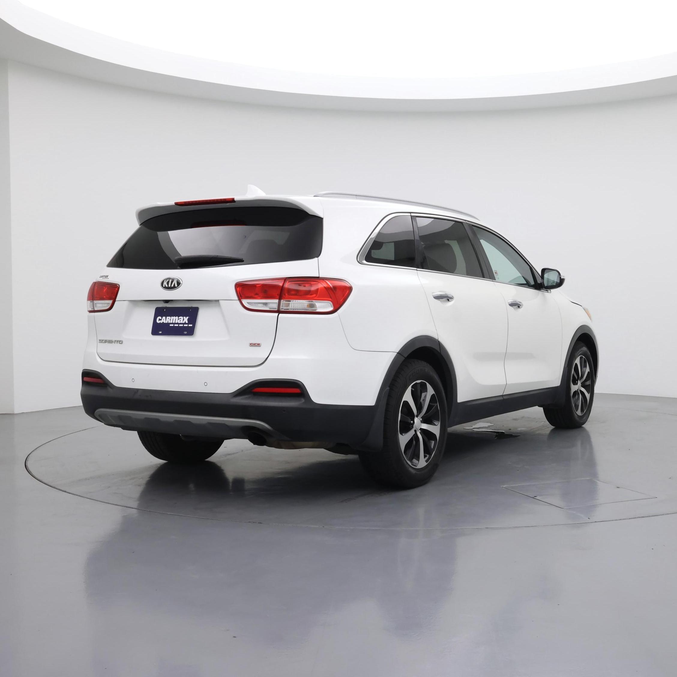Thumbnail: 2016 Kia Sorento - 8