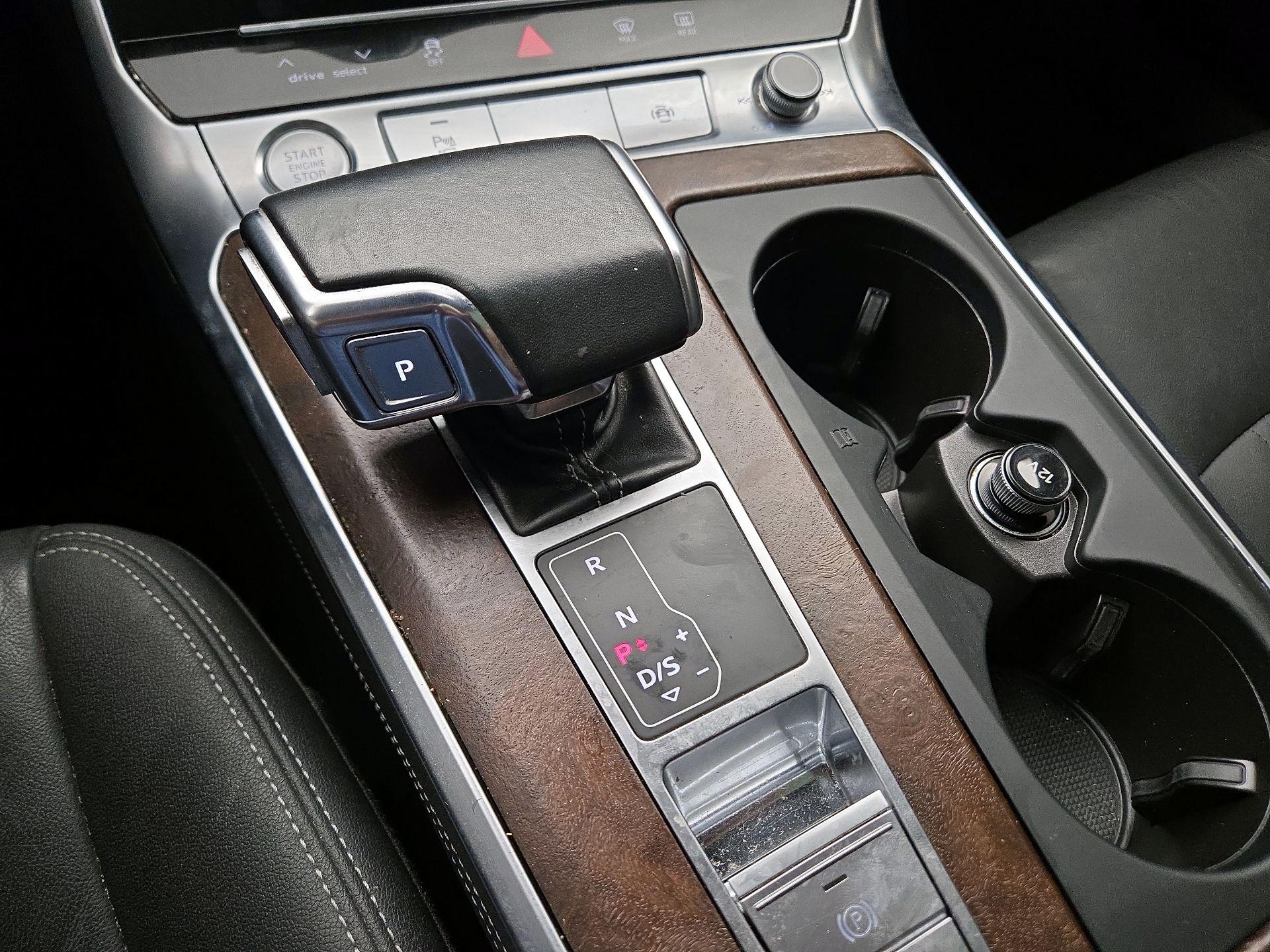 Thumbnail: 2020 Audi A6 - 18