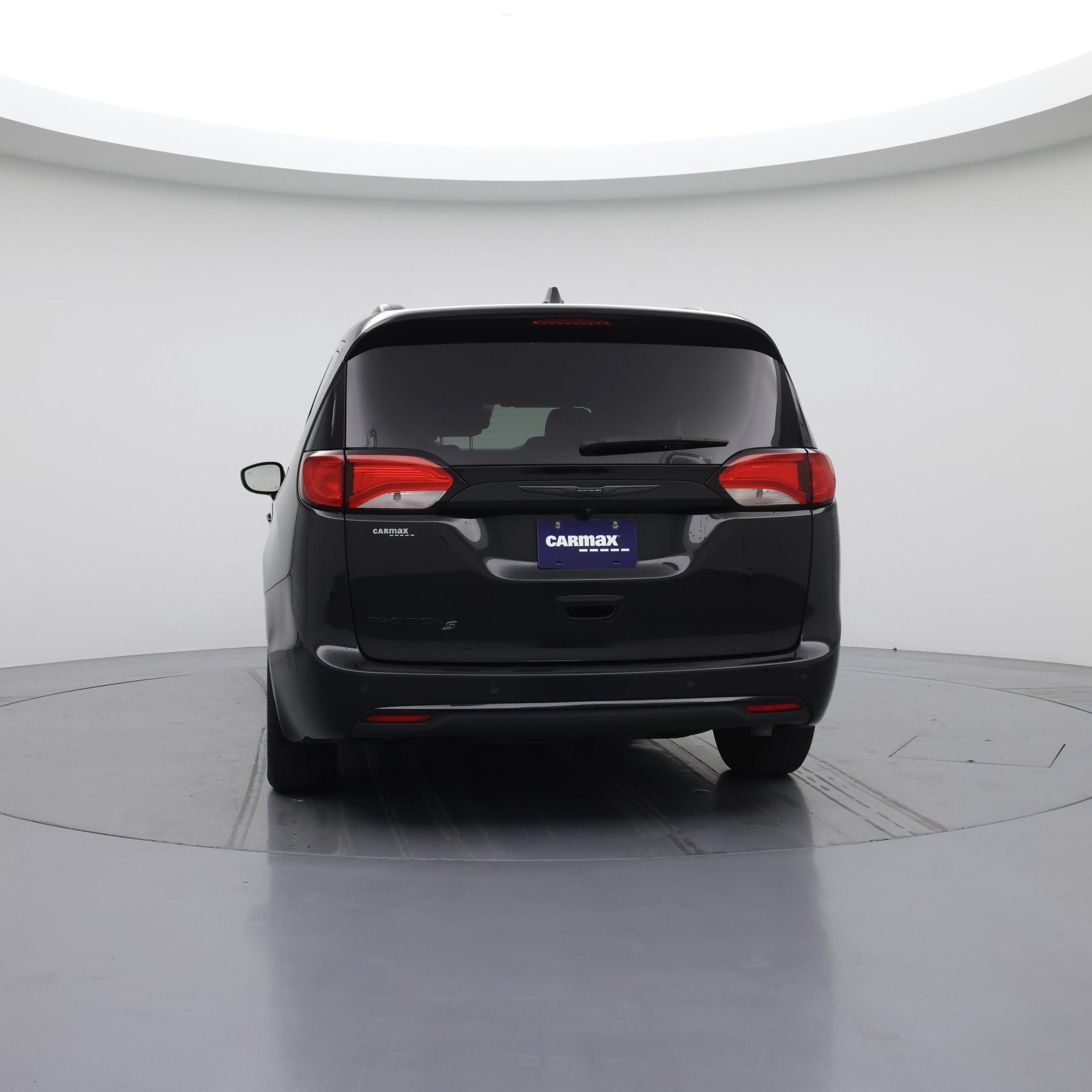 Thumbnail: 2019 Chrysler Pacifica - 6