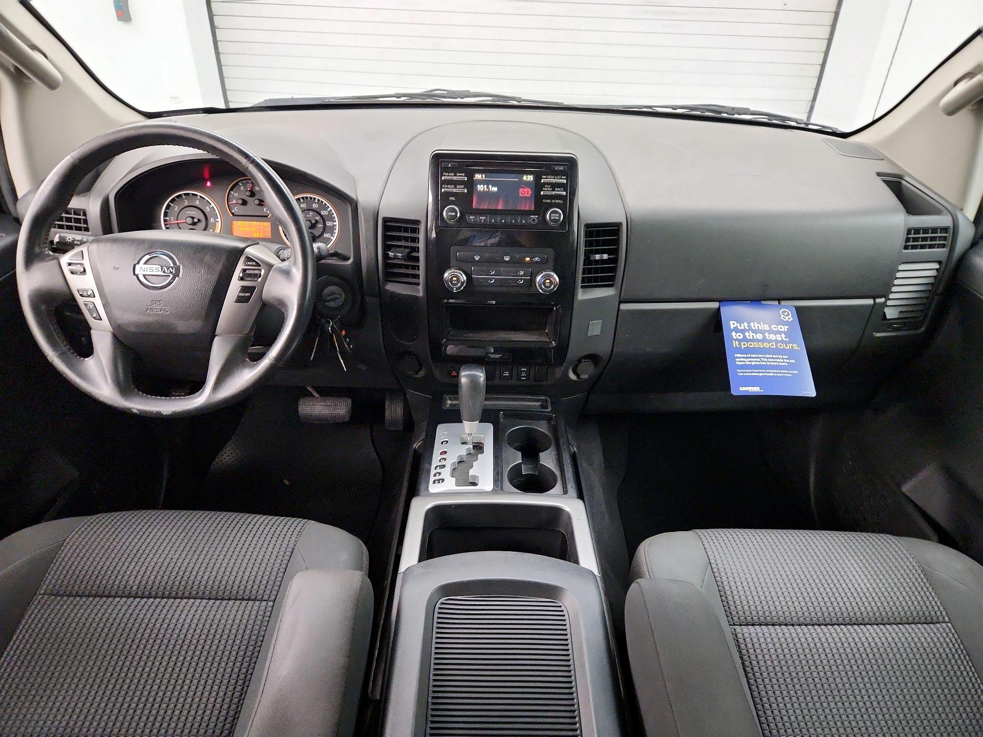 Thumbnail: 2014 Nissan Titan - 9