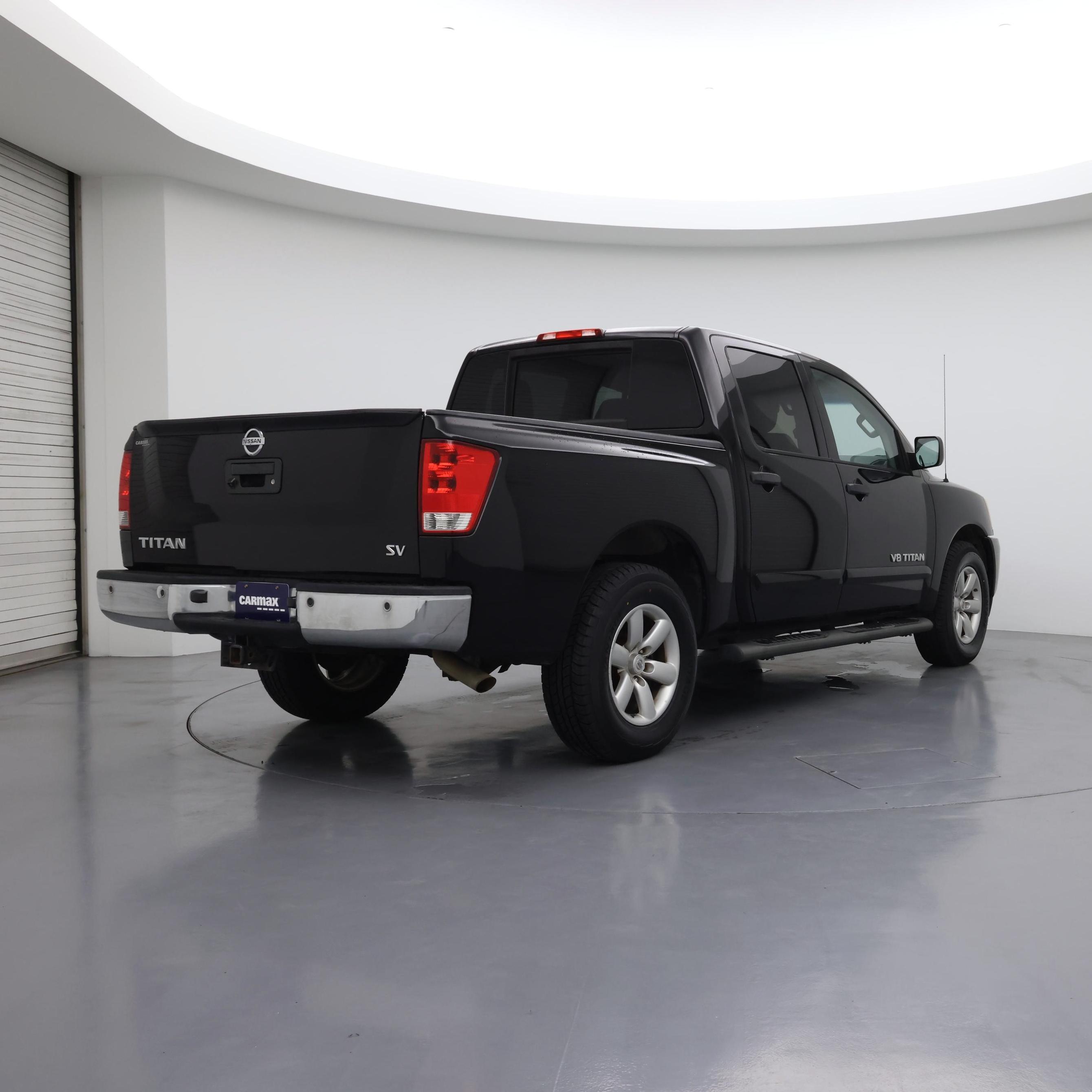 Thumbnail: 2014 Nissan Titan - 8