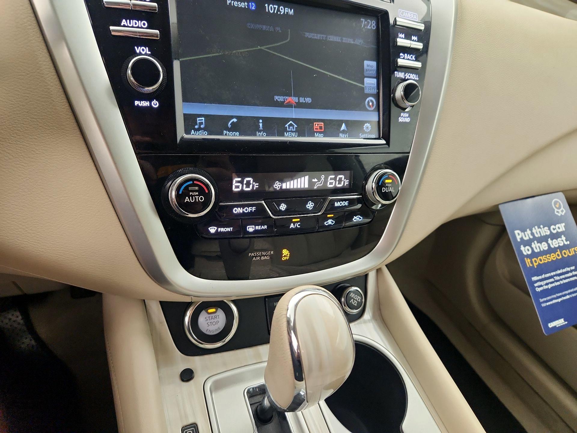 Thumbnail: 2015 Nissan Murano - 16