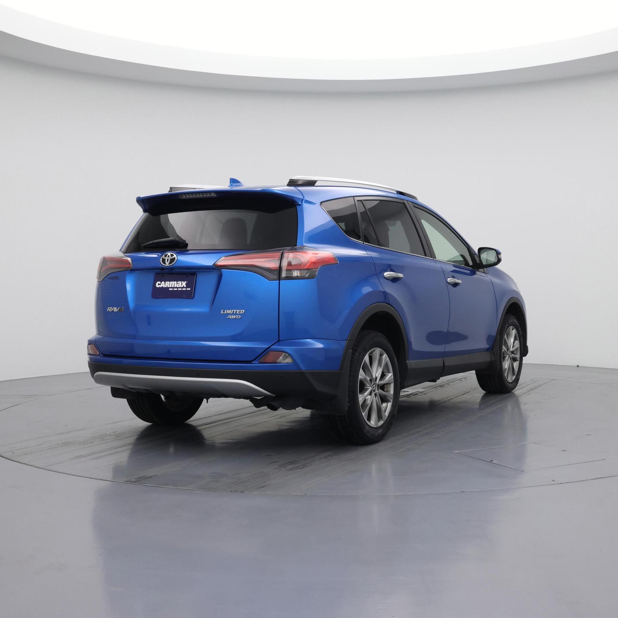 Thumbnail: 2016 Toyota RAV4 - 8