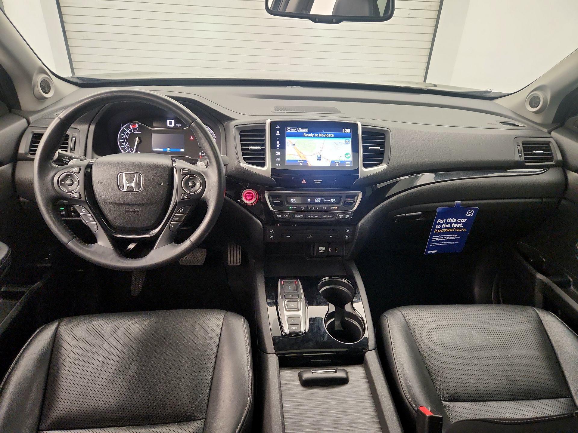 Thumbnail: 2017 Honda Pilot - 9
