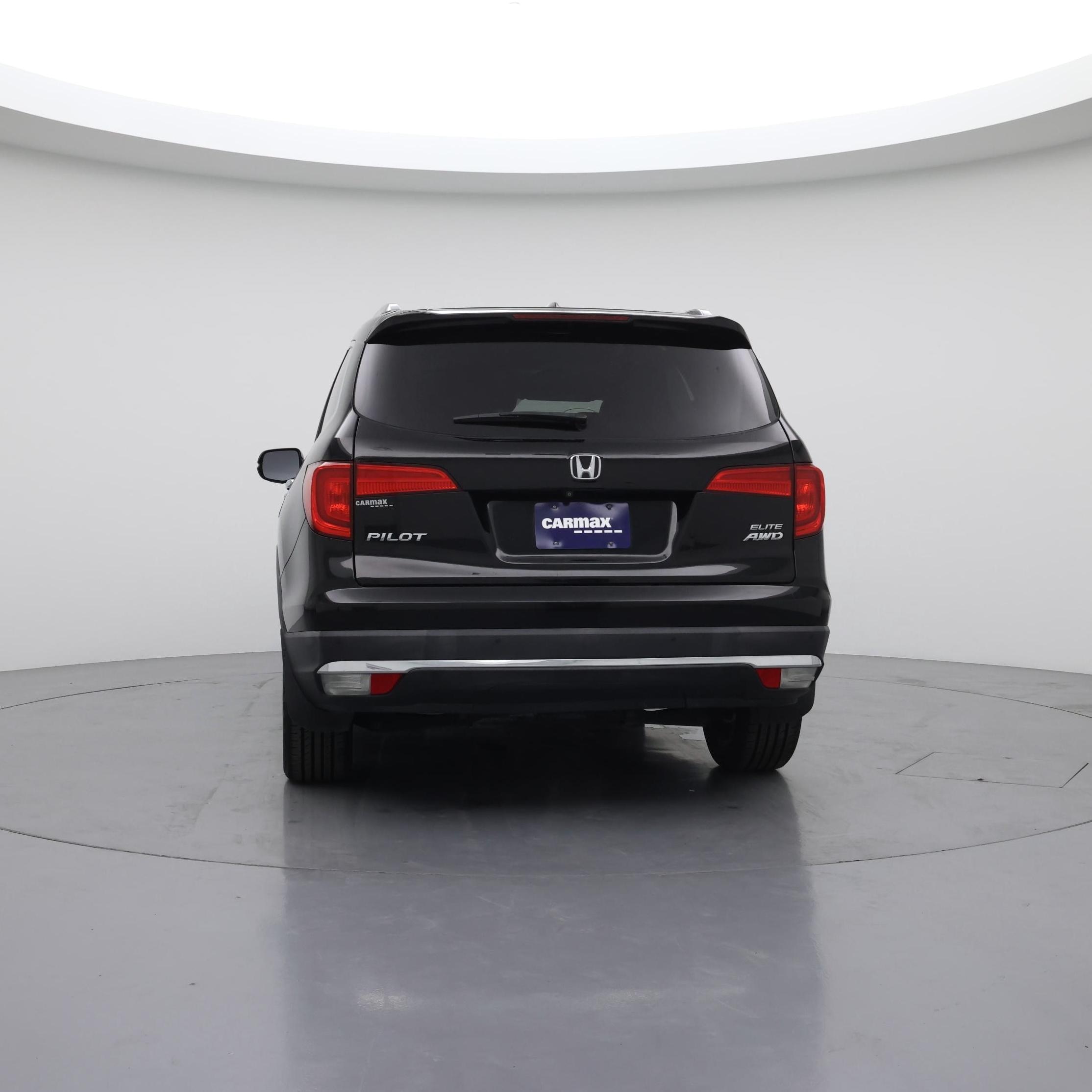 Thumbnail: 2017 Honda Pilot - 6