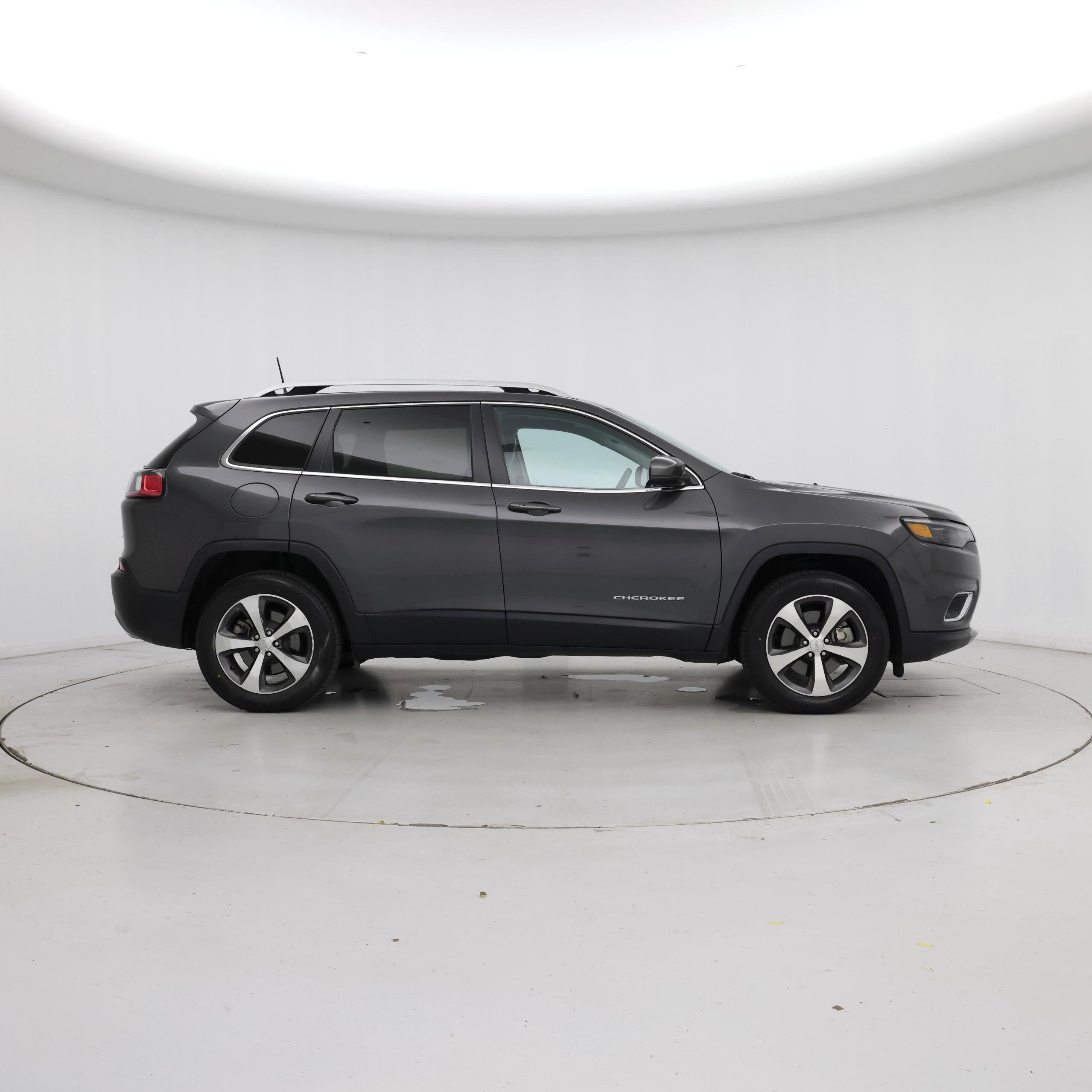 Thumbnail: 2020 Jeep Cherokee - 7