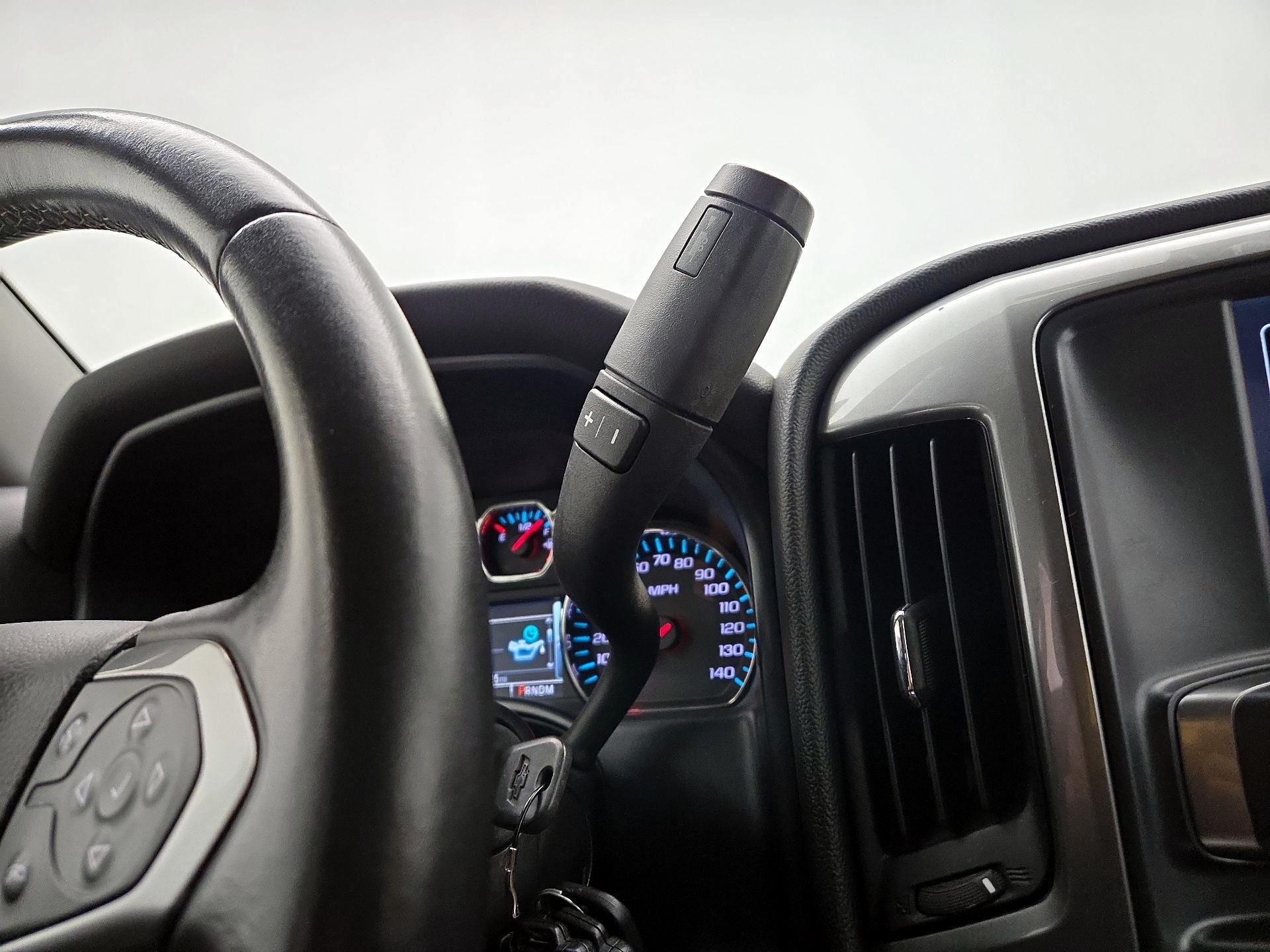 Thumbnail: 2015 Chevrolet Silverado 1500 - 17