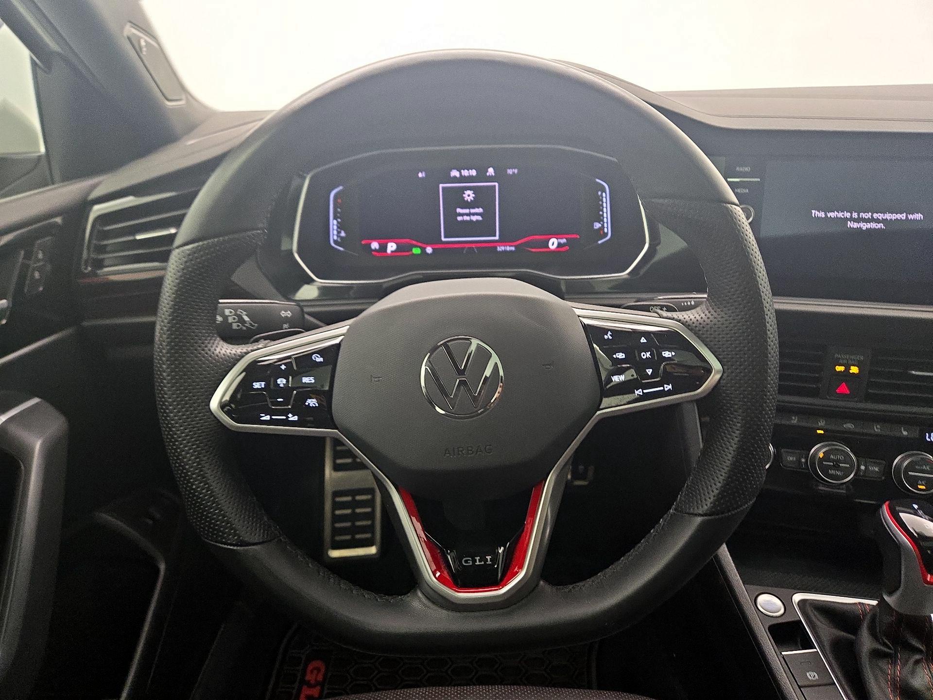 Thumbnail: 2023 Volkswagen Jetta - 10