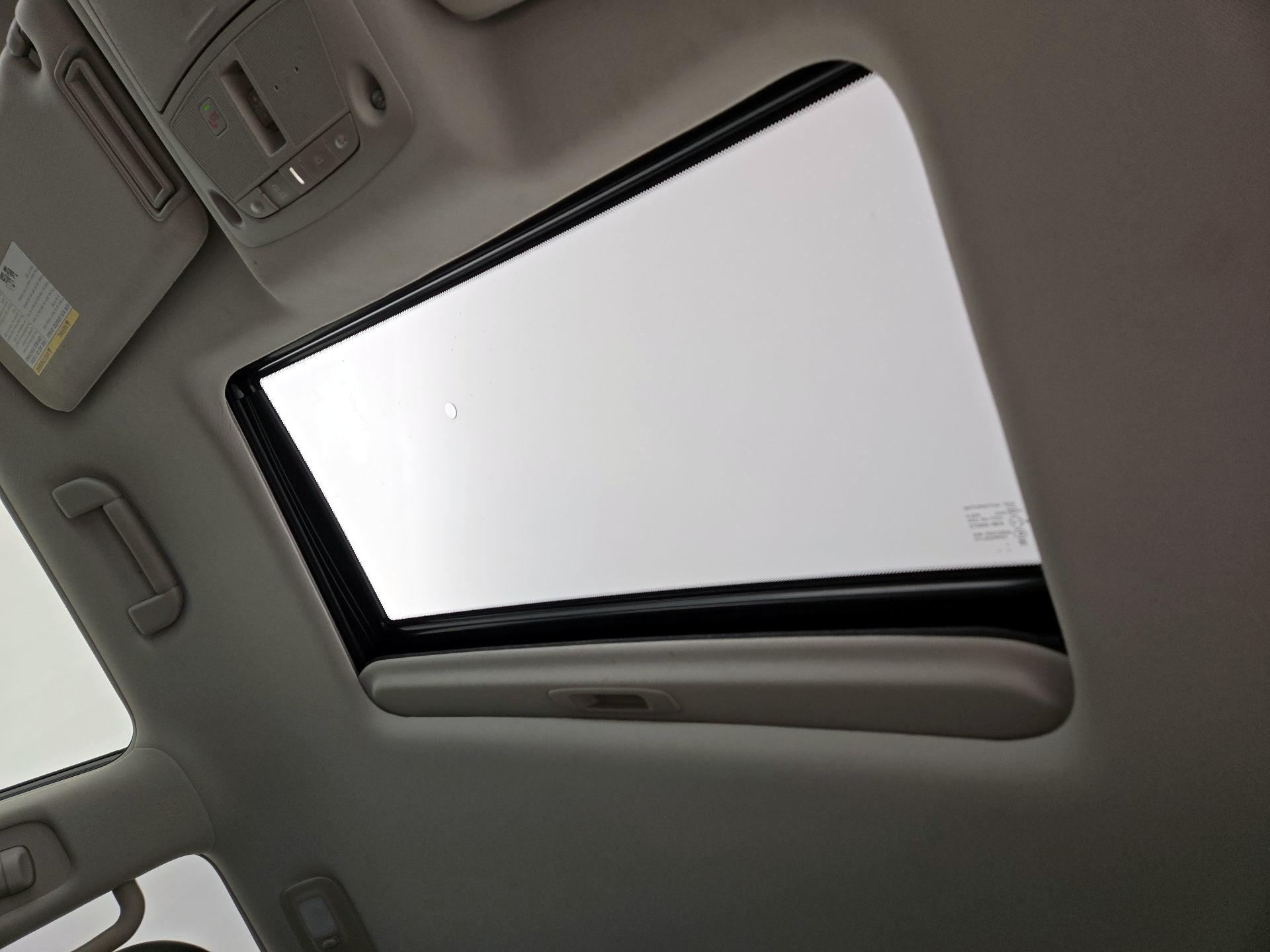 Thumbnail: 2021 INFINITI QX80 - 20