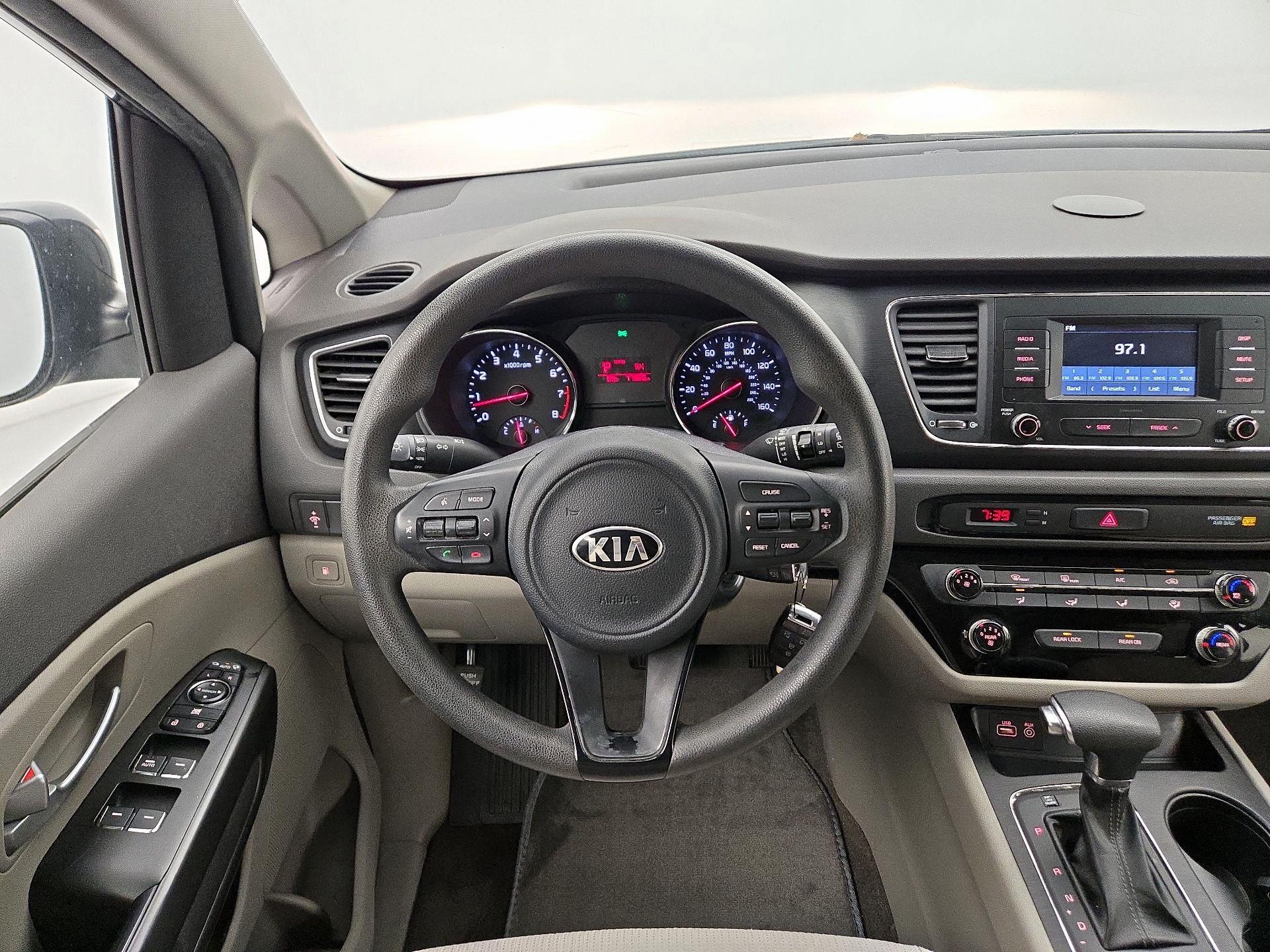 Thumbnail: 2018 Kia Sedona - 10
