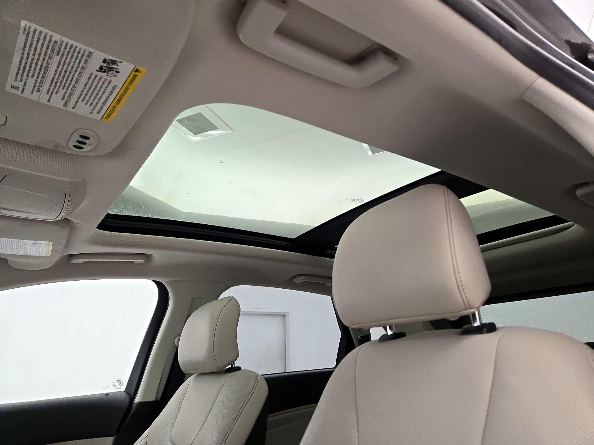 Thumbnail: 2015 Ford Edge - 20