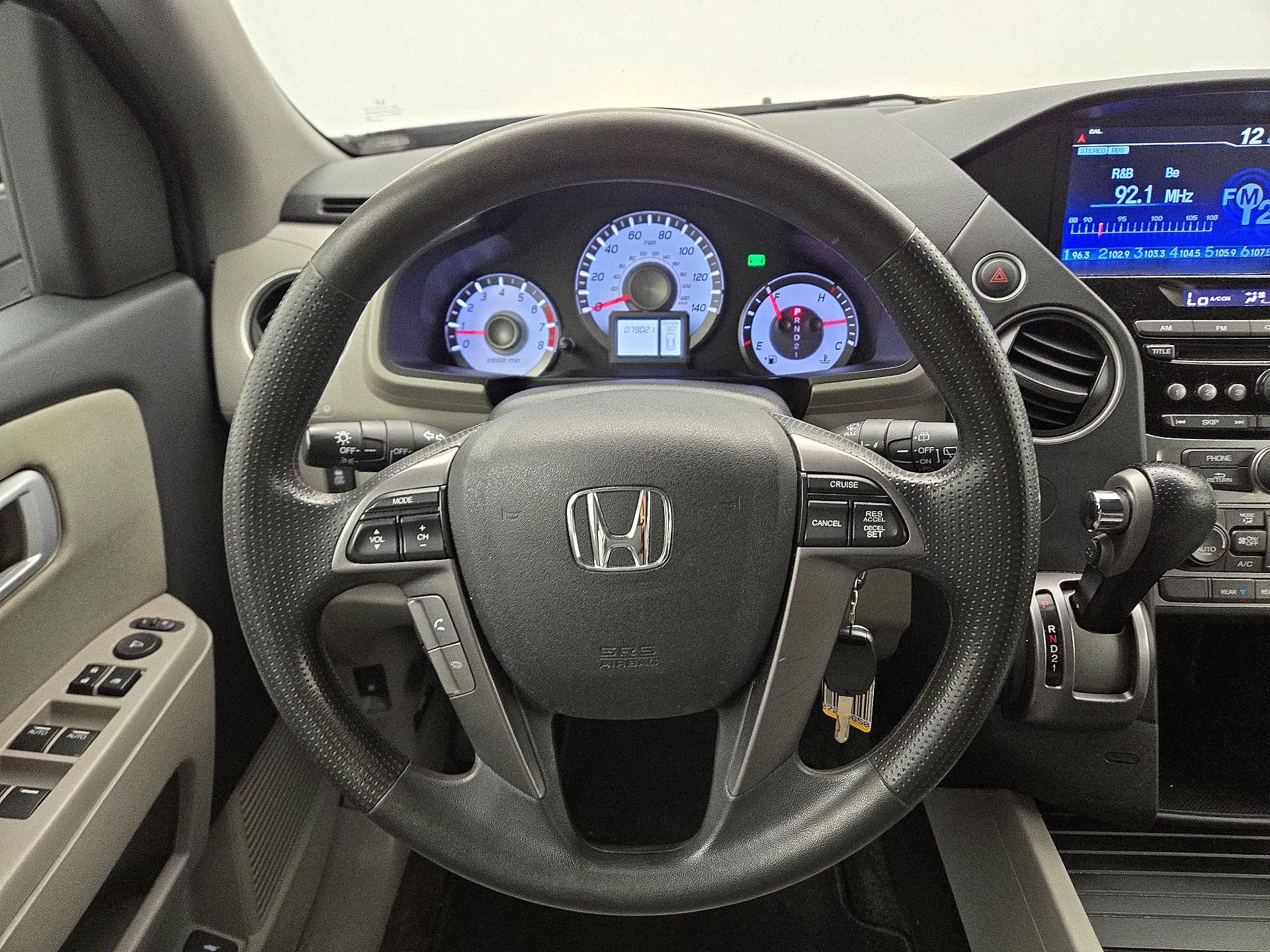 Thumbnail: 2014 Honda Pilot - 10