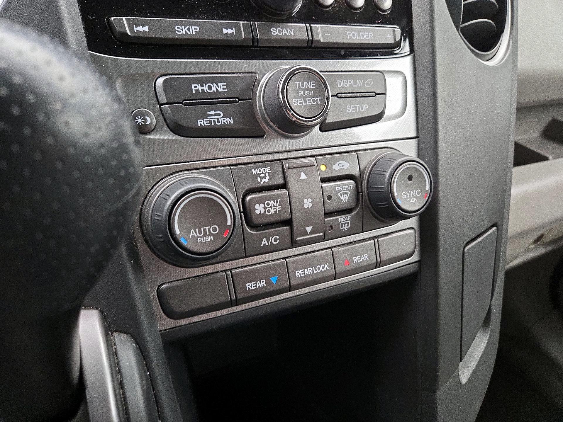 Thumbnail: 2014 Honda Pilot - 16