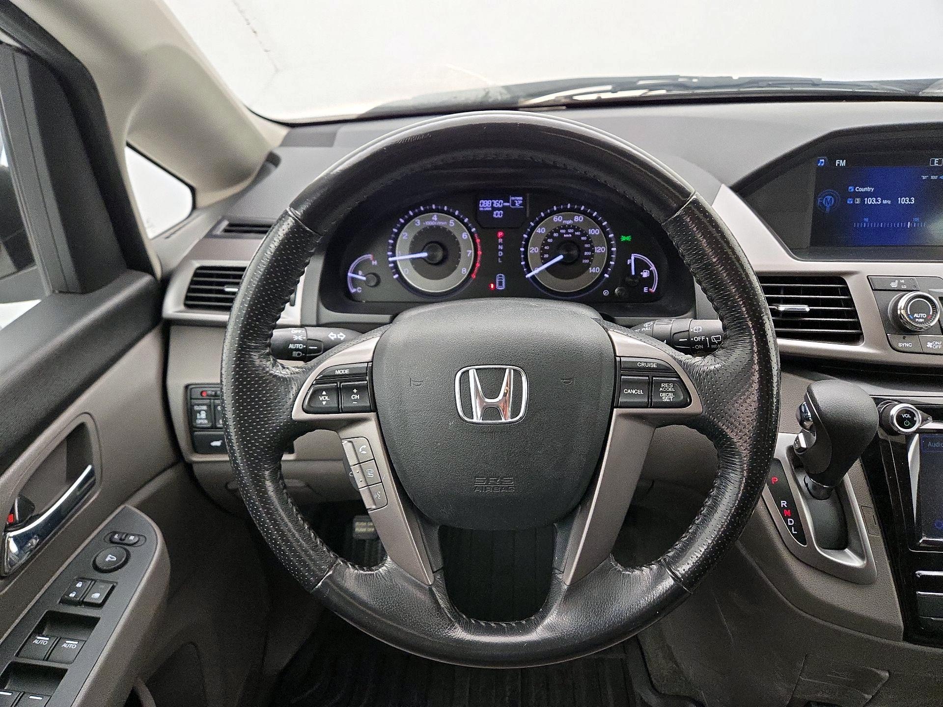 Thumbnail: 2016 Honda Odyssey - 10