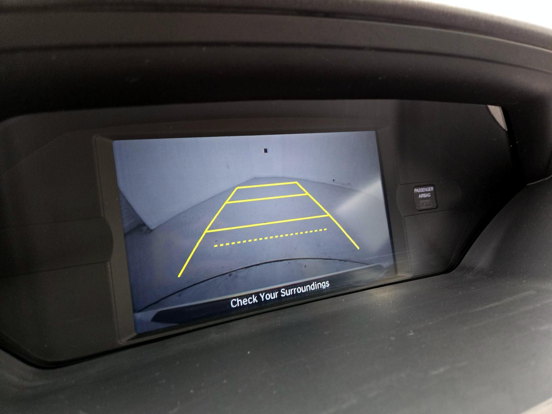 Thumbnail: 2016 Honda Odyssey - 14