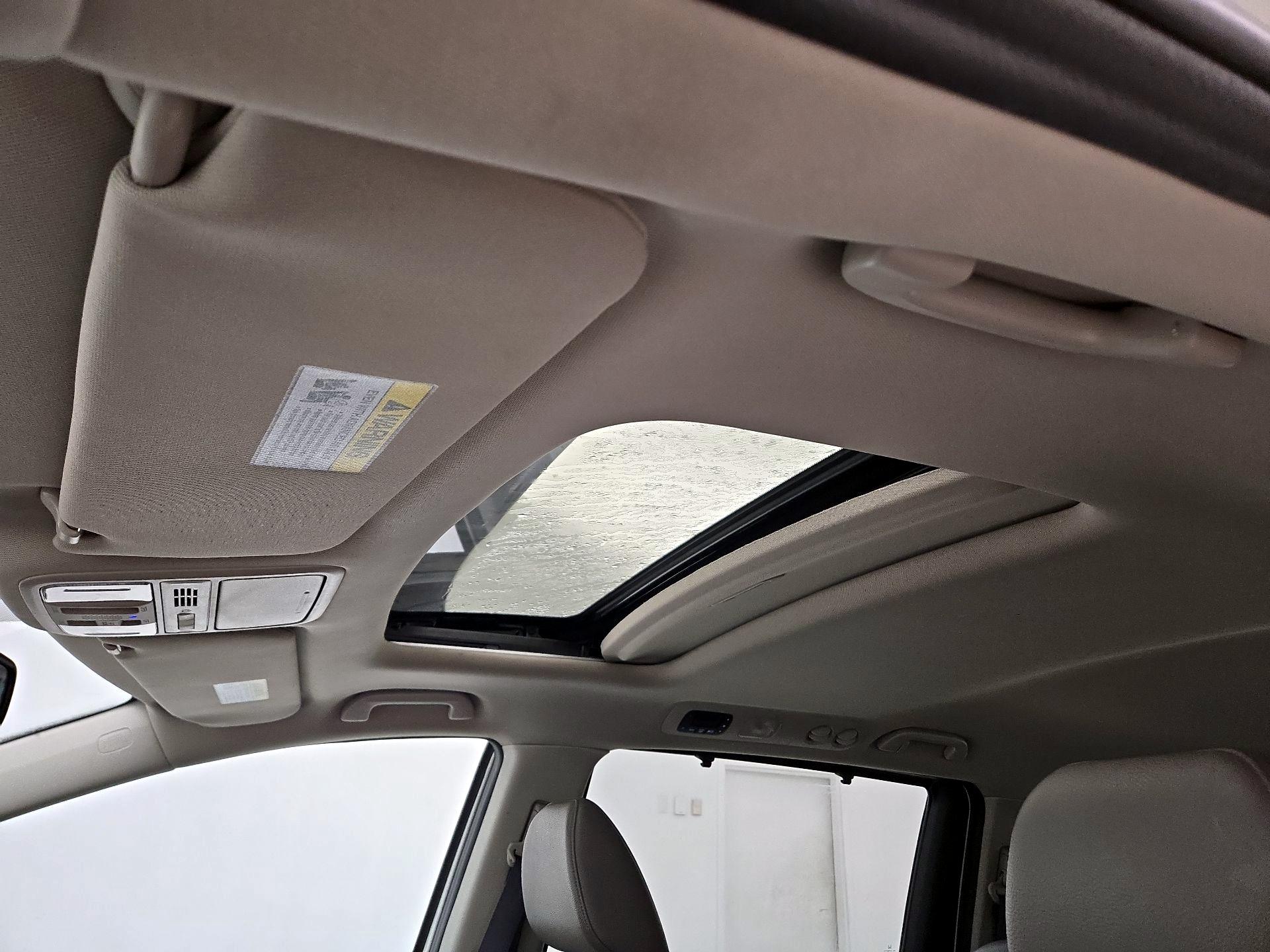Thumbnail: 2016 Honda Odyssey - 19