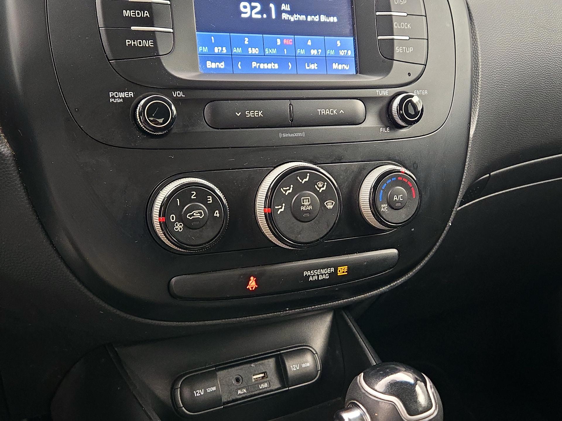 Thumbnail: 2019 Kia Soul - 16