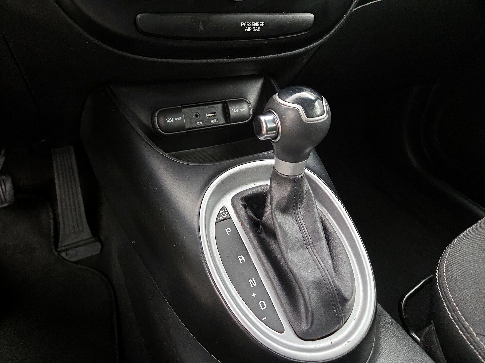 Thumbnail: 2019 Kia Soul - 17