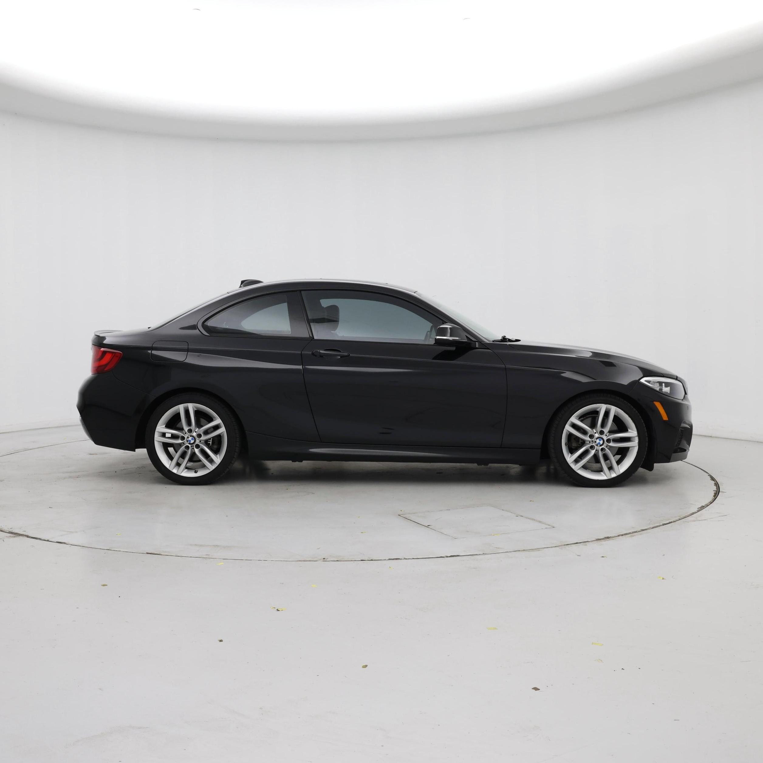 Thumbnail: 2017 BMW 2 Series - 7