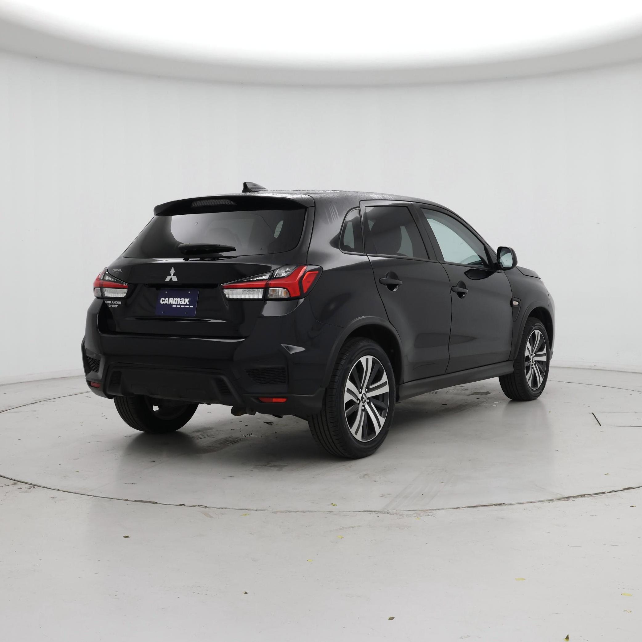Thumbnail: 2023 Mitsubishi Outlander Sport - 8
