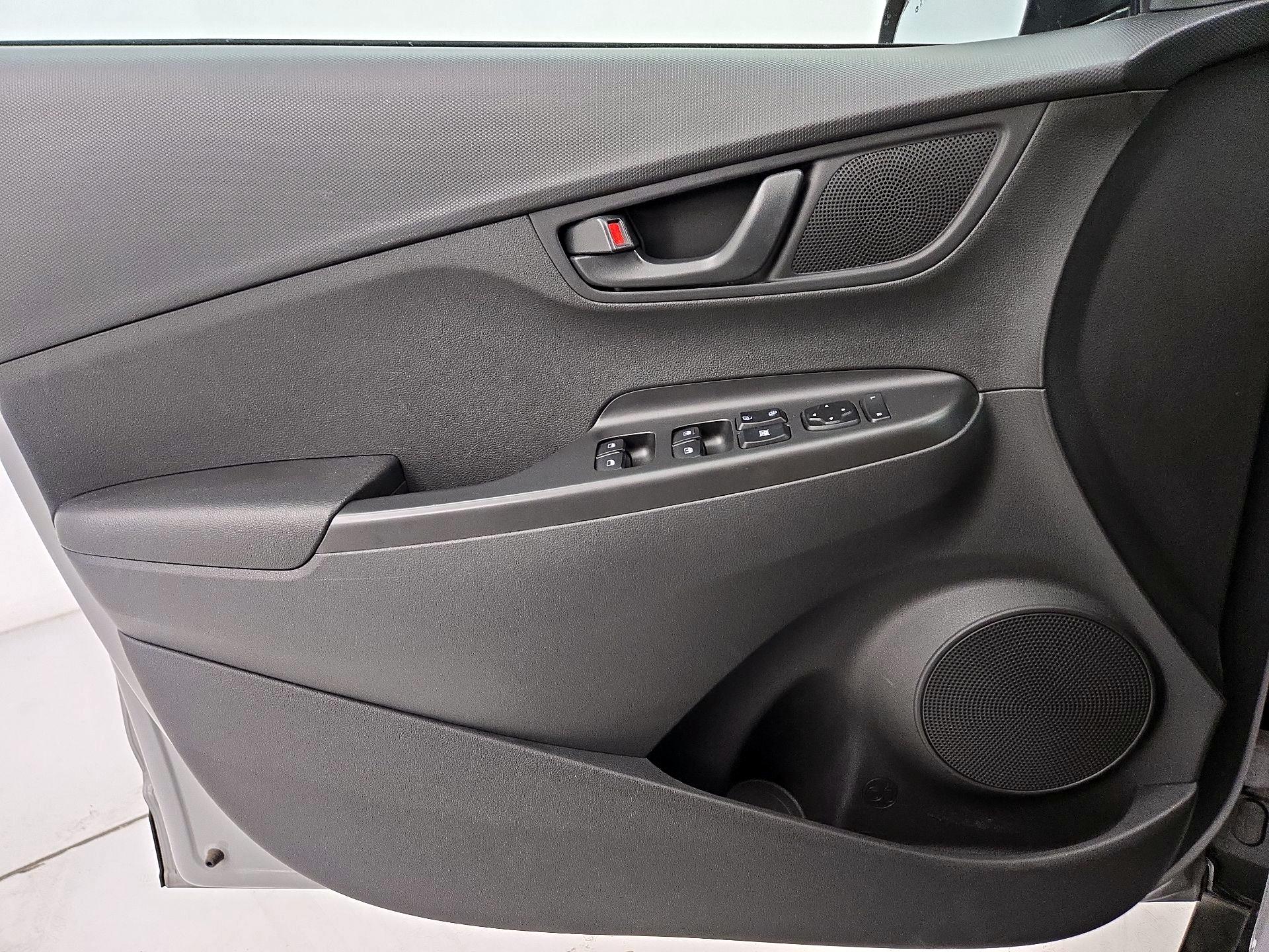 Thumbnail: 2023 Hyundai Kona - 12