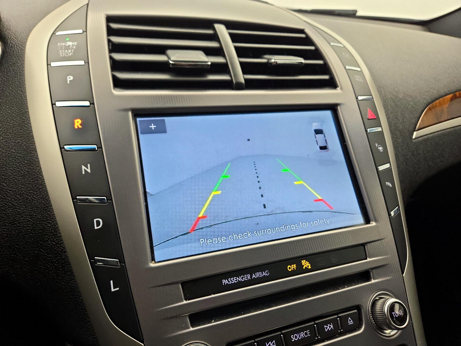 Thumbnail: 2020 Lincoln MKZ - 15