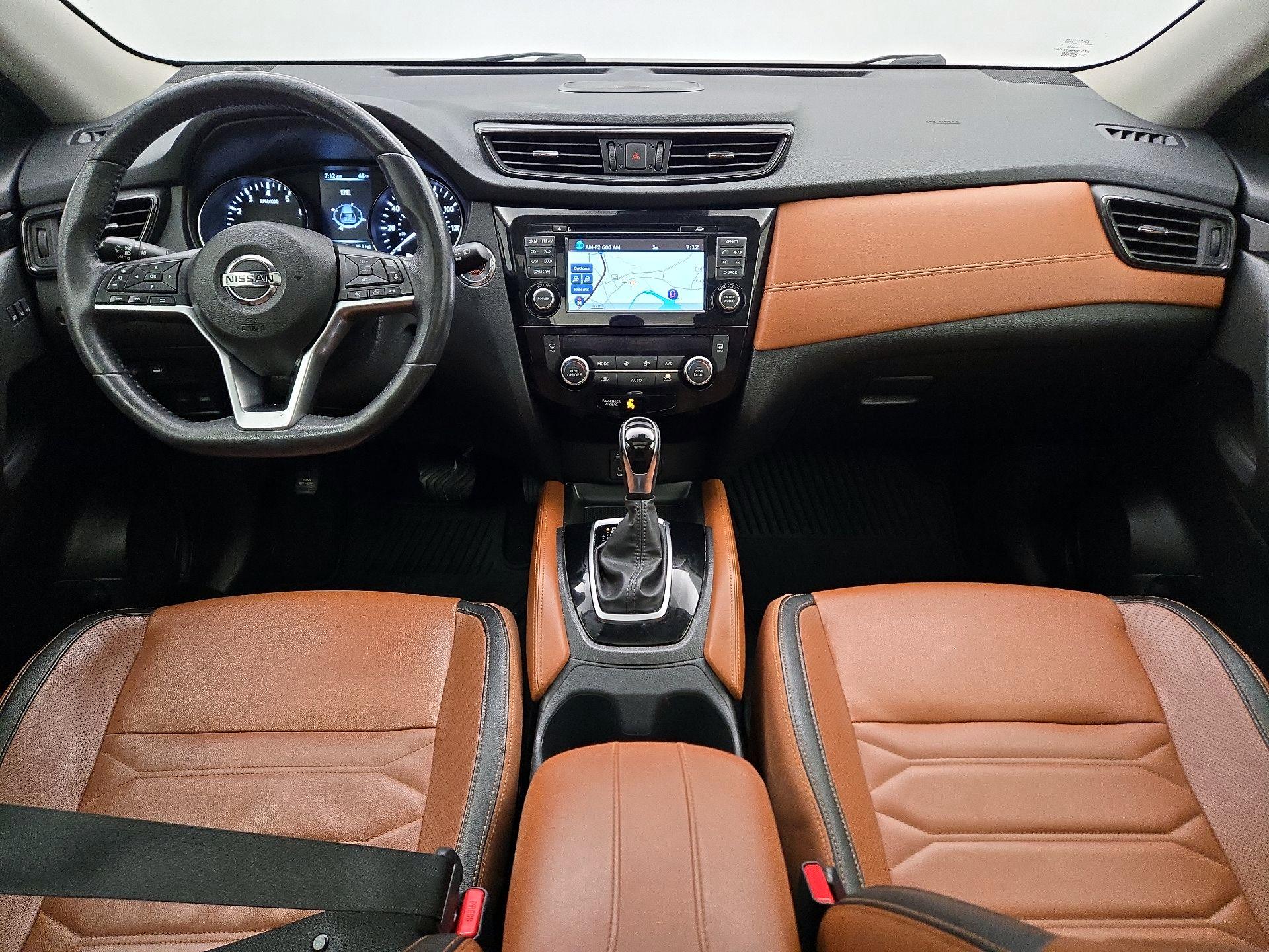 Thumbnail: 2017 Nissan Rogue - 9