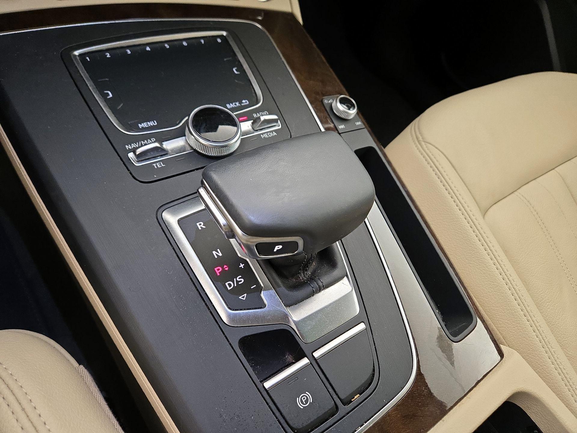 Thumbnail: 2018 Audi Q5 - 17