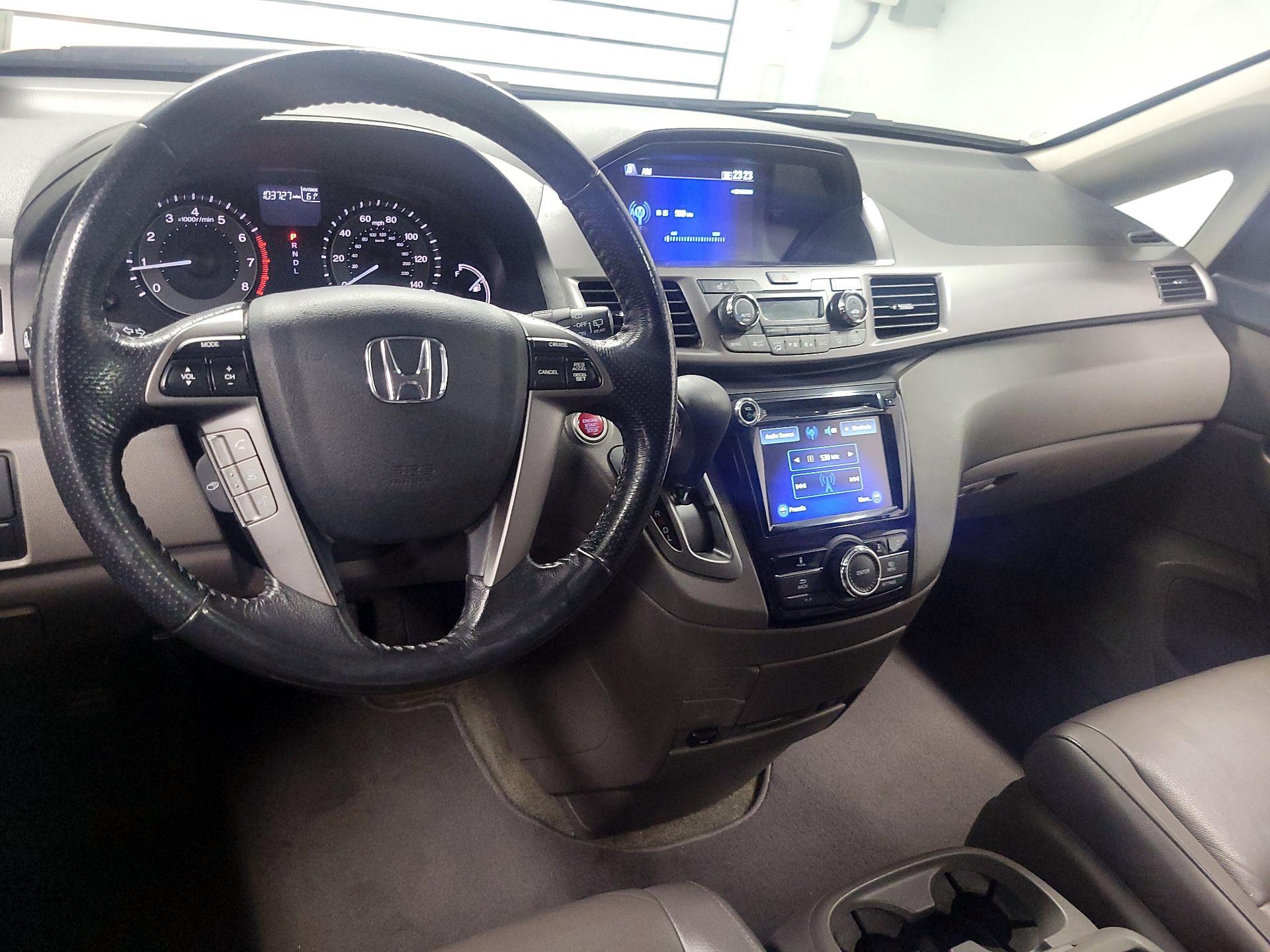Thumbnail: 2015 Honda Odyssey - 9