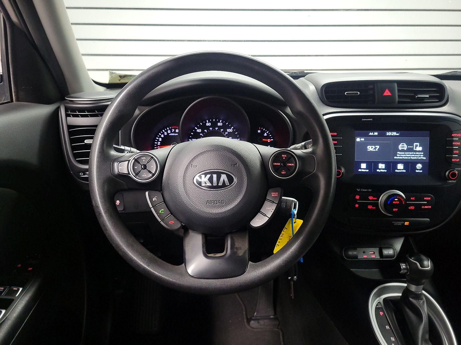 Thumbnail: 2019 Kia Soul - 10