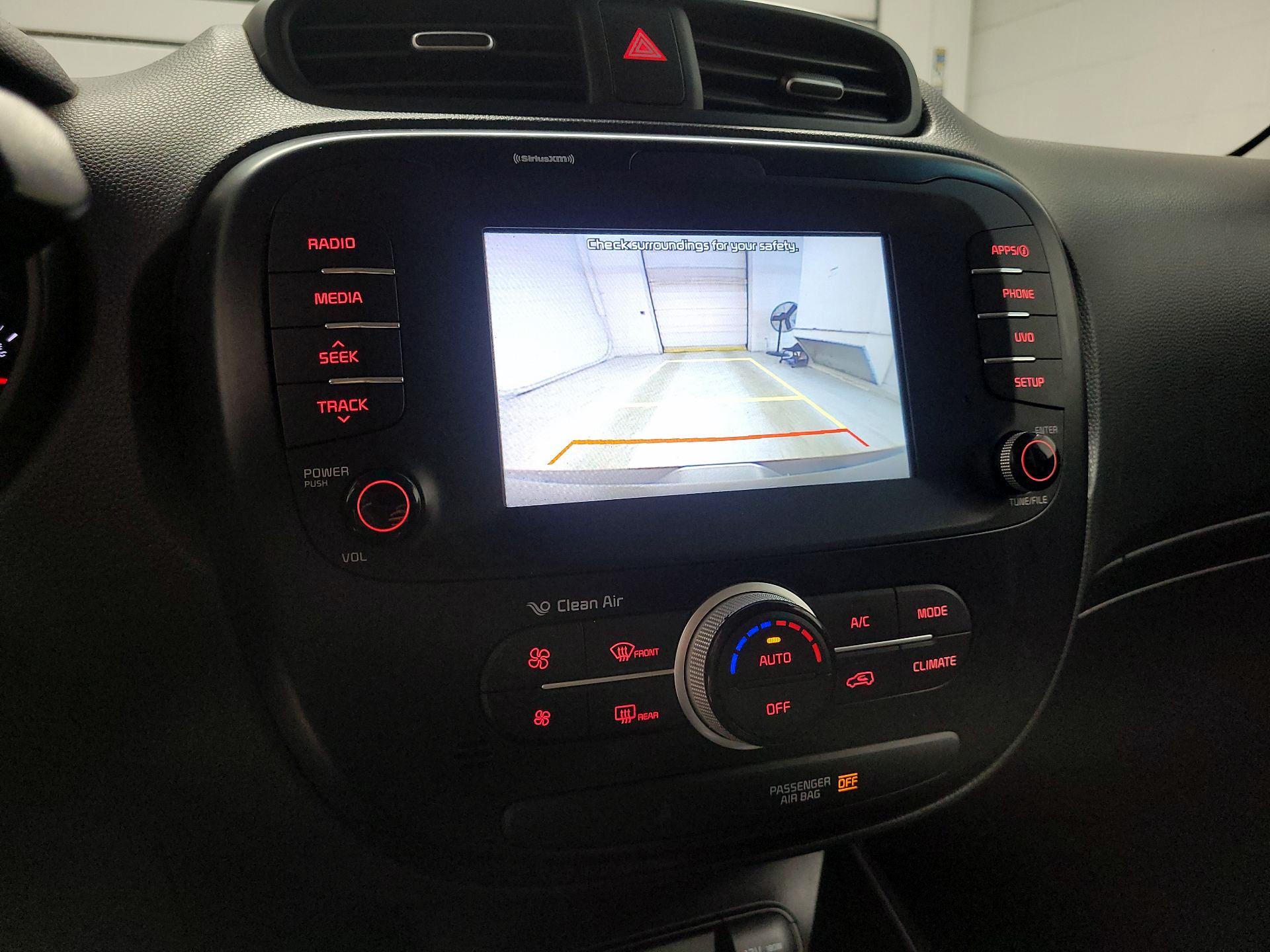 Thumbnail: 2019 Kia Soul - 13
