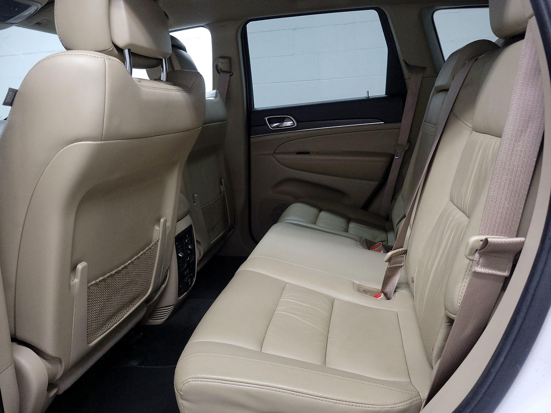Thumbnail: 2014 Jeep Grand Cherokee - 20