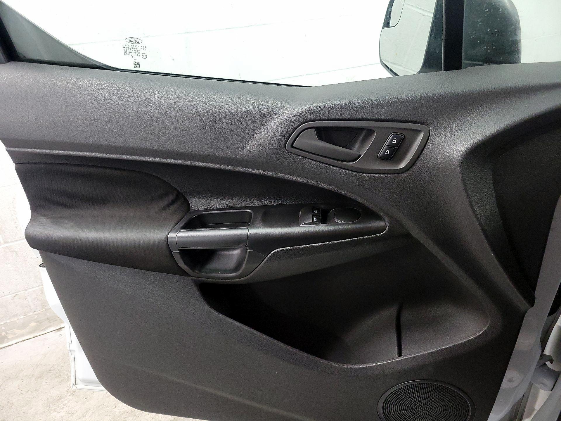 Thumbnail: 2016 Ford Transit Series - 12