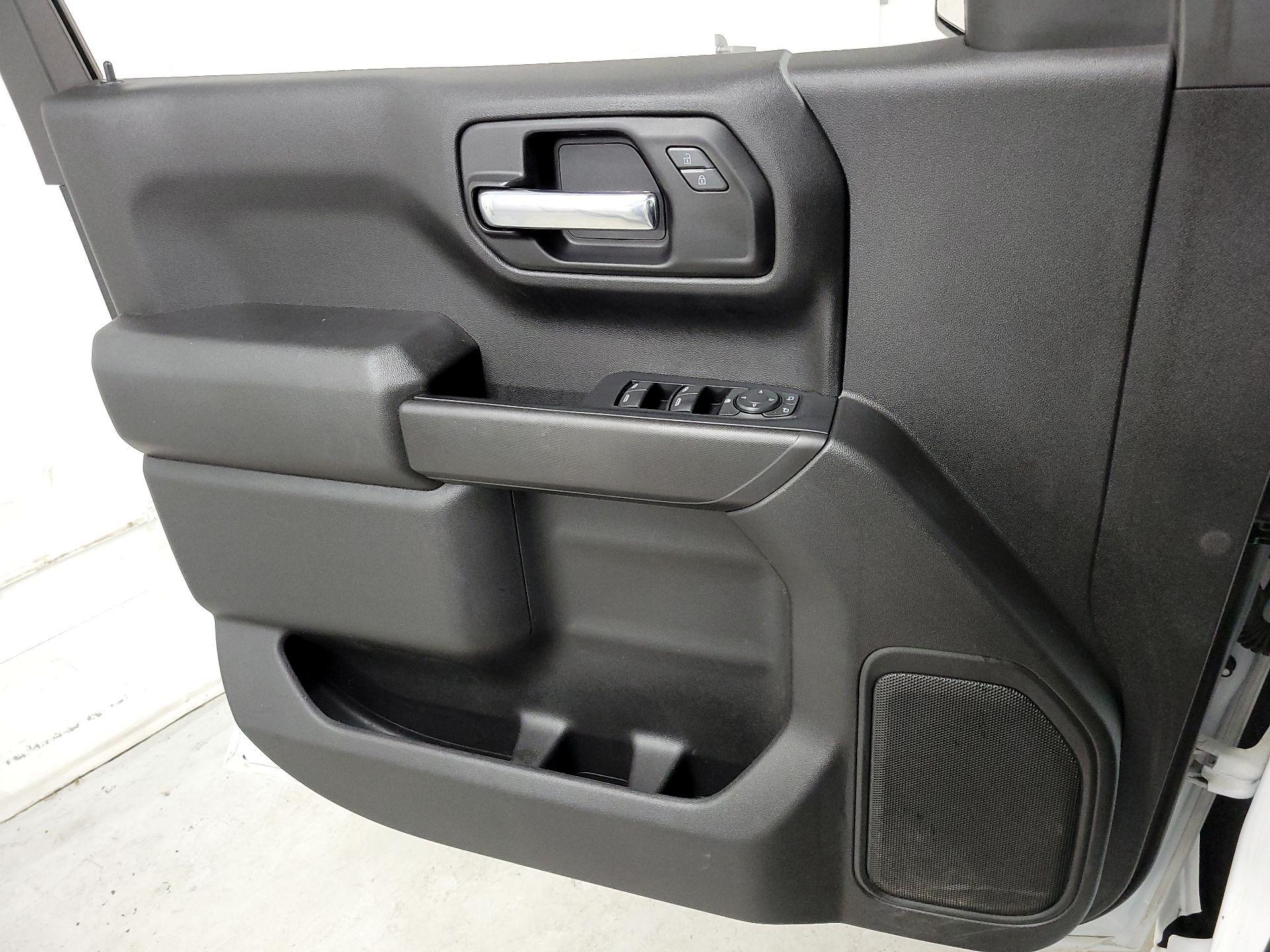 Thumbnail: 2022 Chevrolet Silverado 1500 - 12