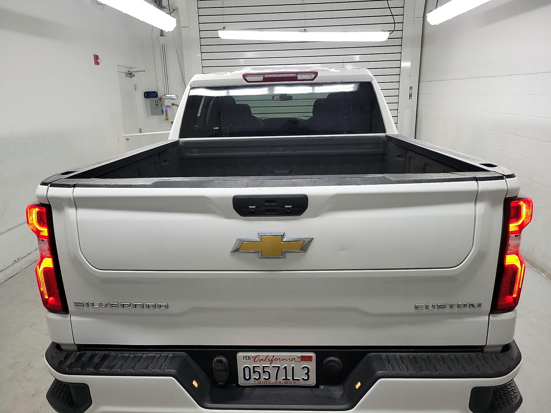 Thumbnail: 2022 Chevrolet Silverado 1500 - 18