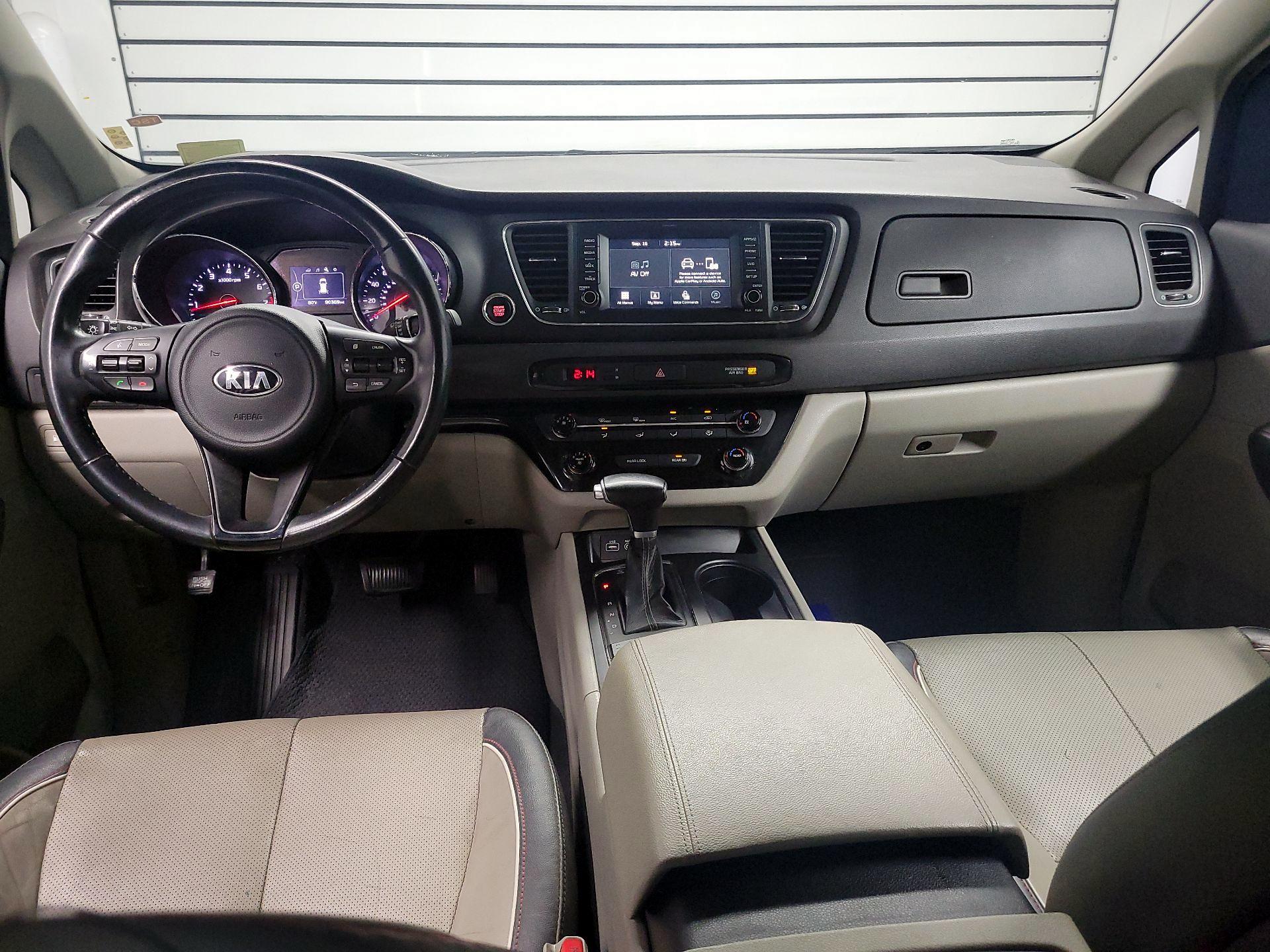 Thumbnail: 2017 Kia Sedona - 9