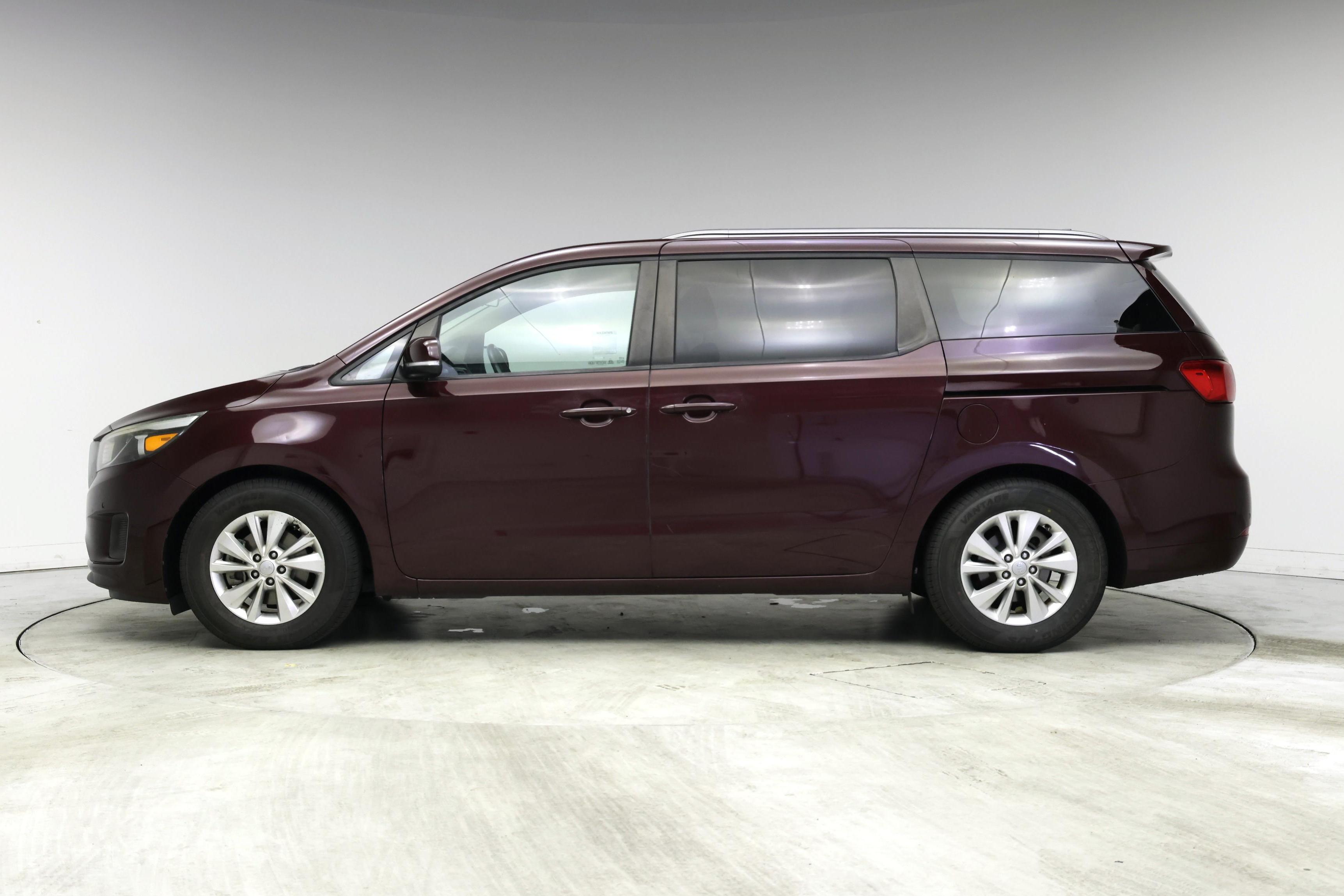 Thumbnail: 2017 Kia Sedona - 3