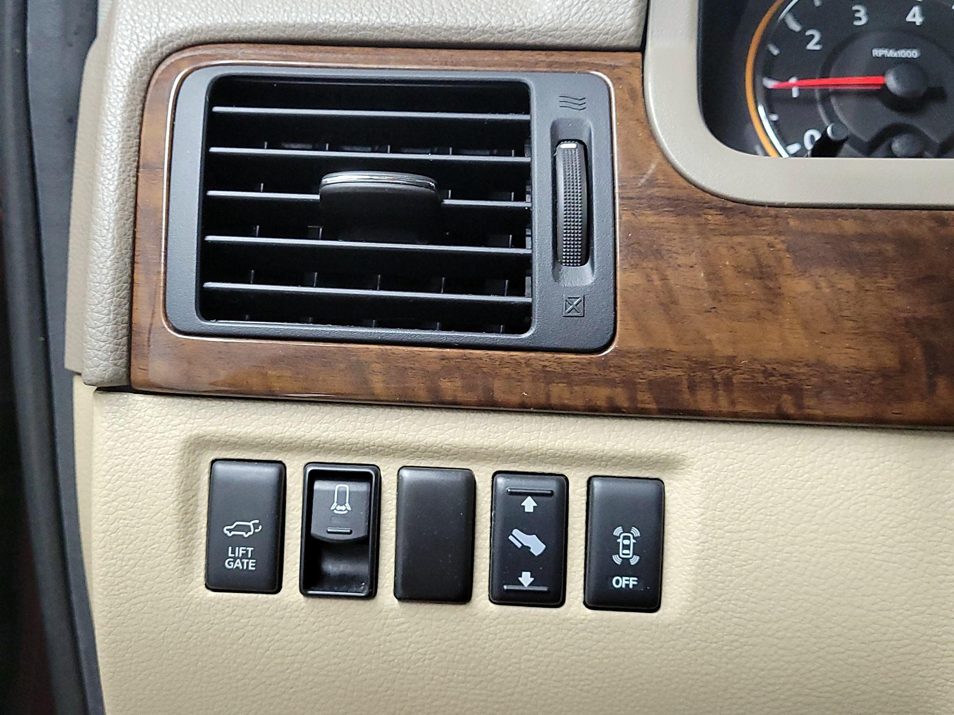 Thumbnail: 2013 Nissan Armada - 13