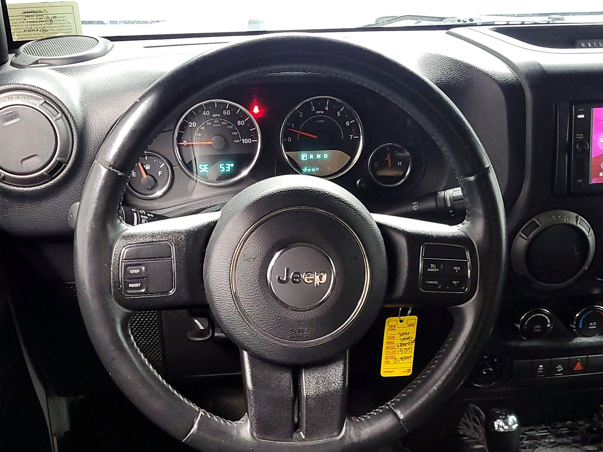 Thumbnail: 2016 Jeep Wrangler - 10