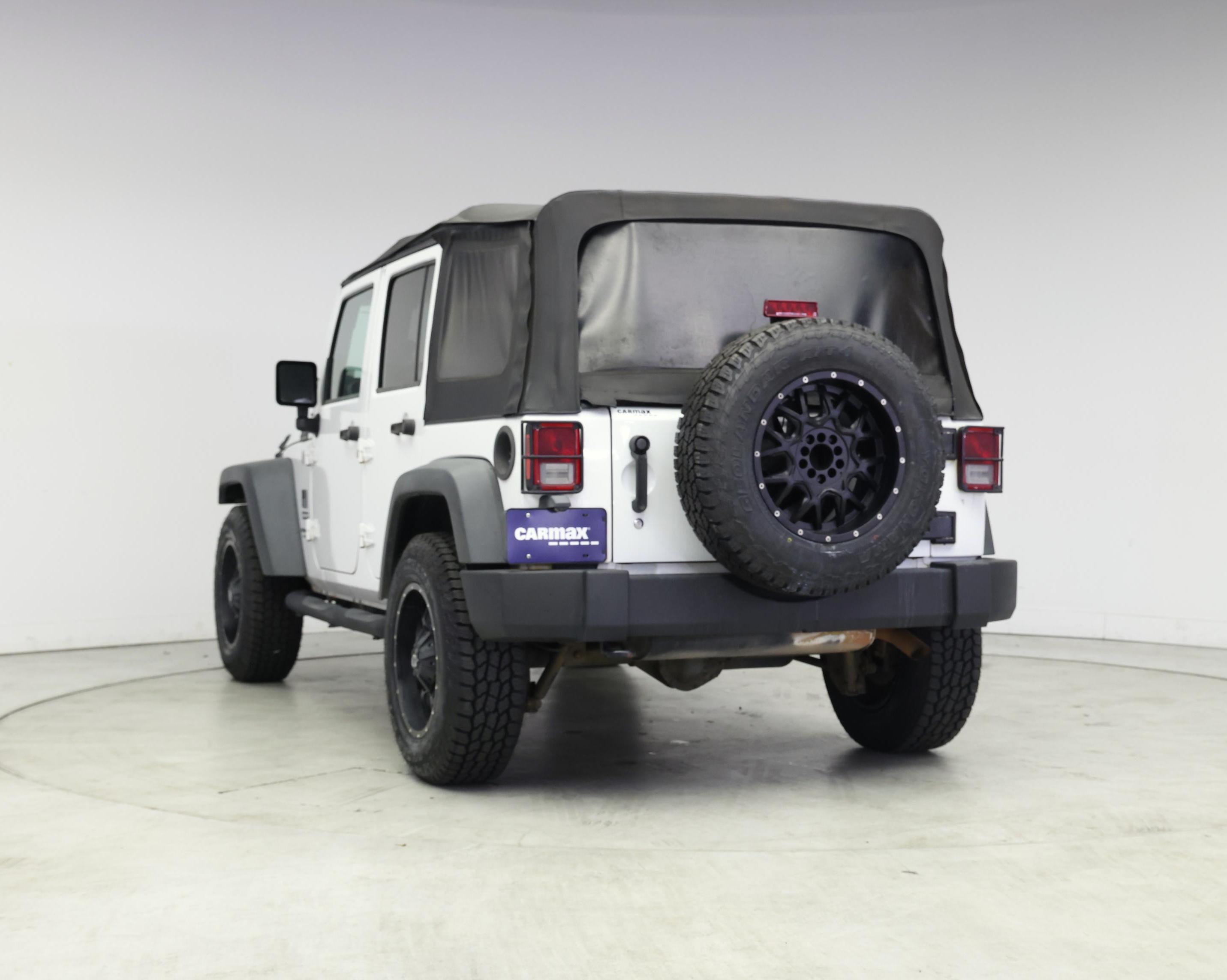 Thumbnail: 2016 Jeep Wrangler - 2
