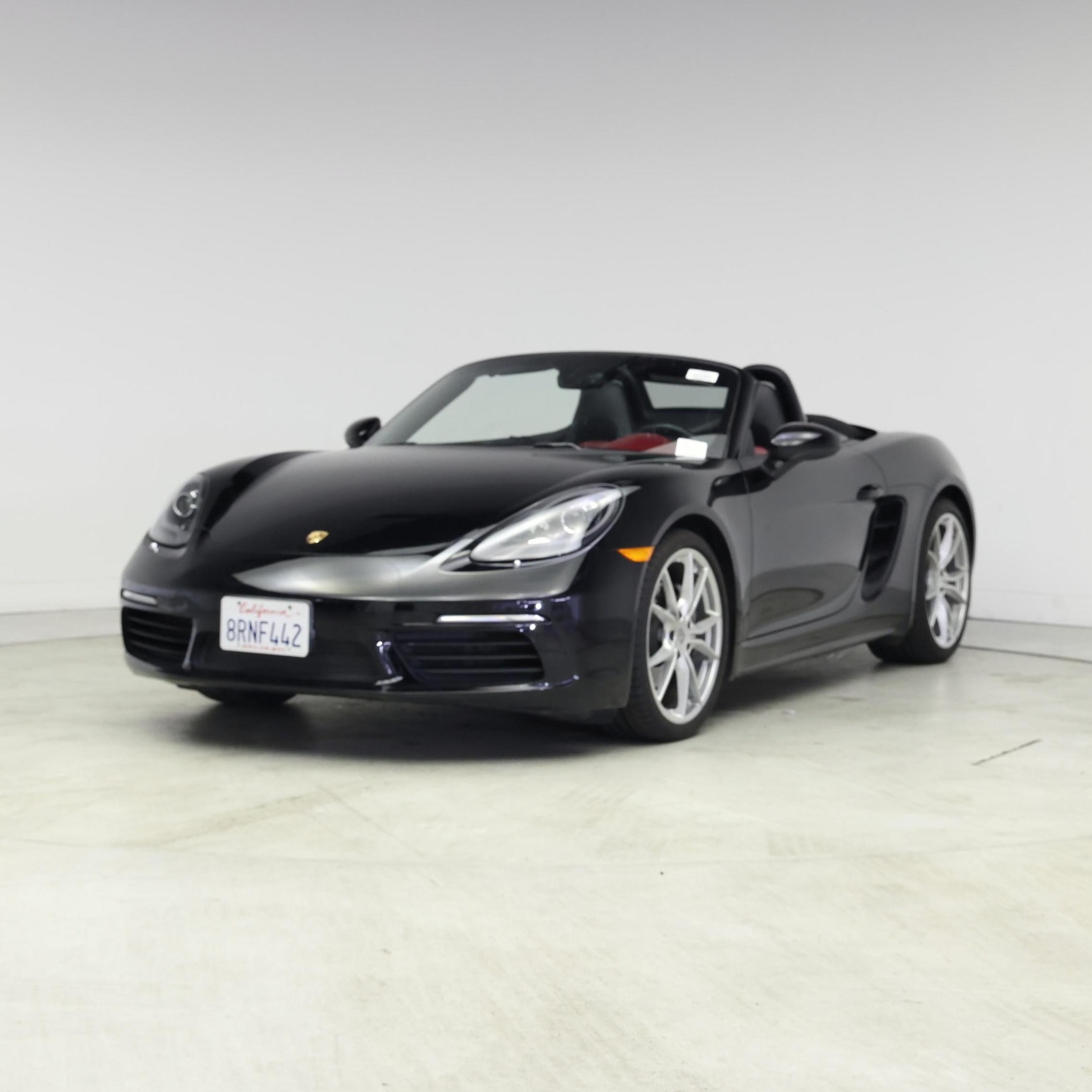 Thumbnail: 2017 Porsche 718 Boxster - 4