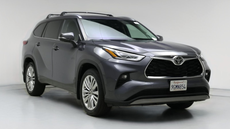 2023 Toyota Highlander Platinum Hero Image