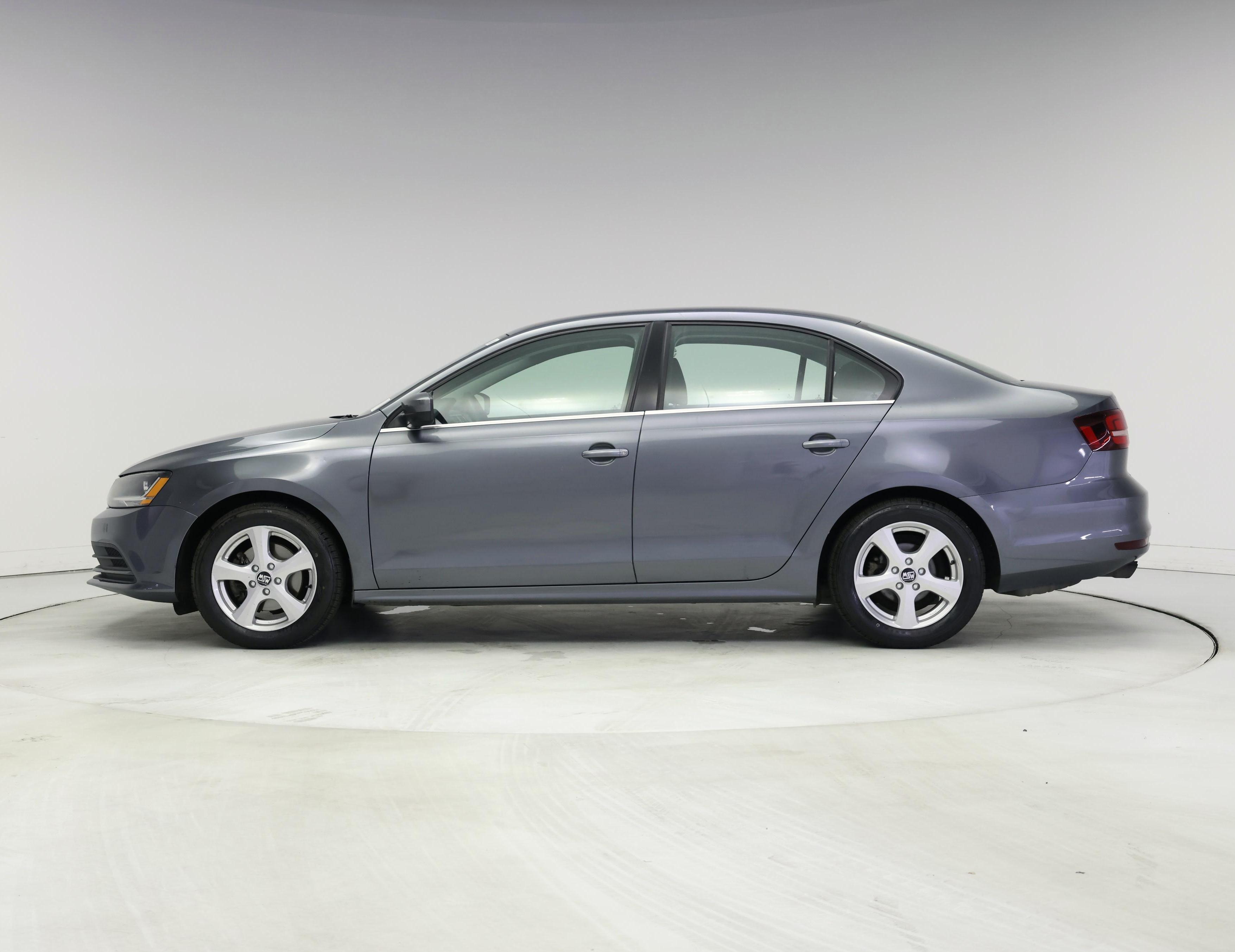 Thumbnail: 2017 Volkswagen Jetta - 3