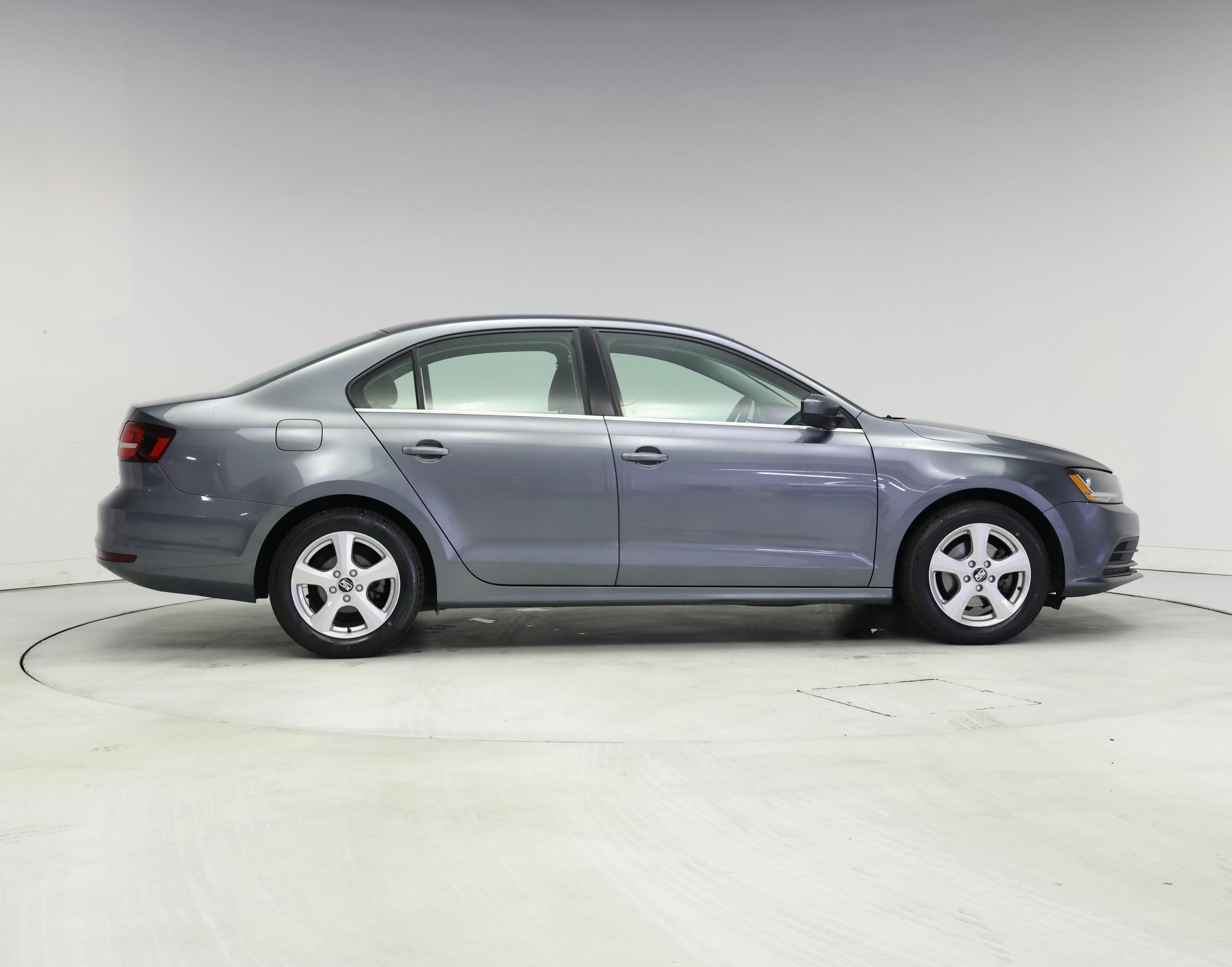 Thumbnail: 2017 Volkswagen Jetta - 7