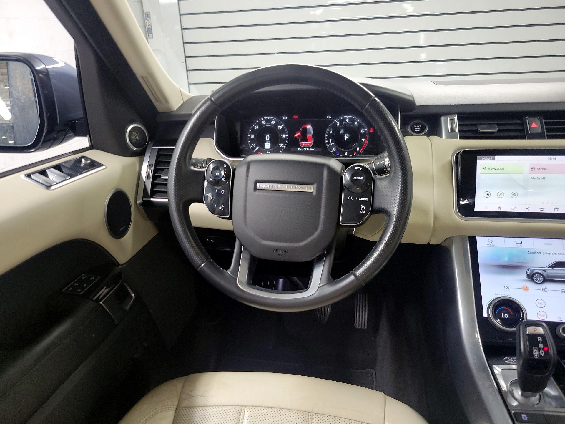 Thumbnail: 2020 Land Rover Range Rover Sport - 10