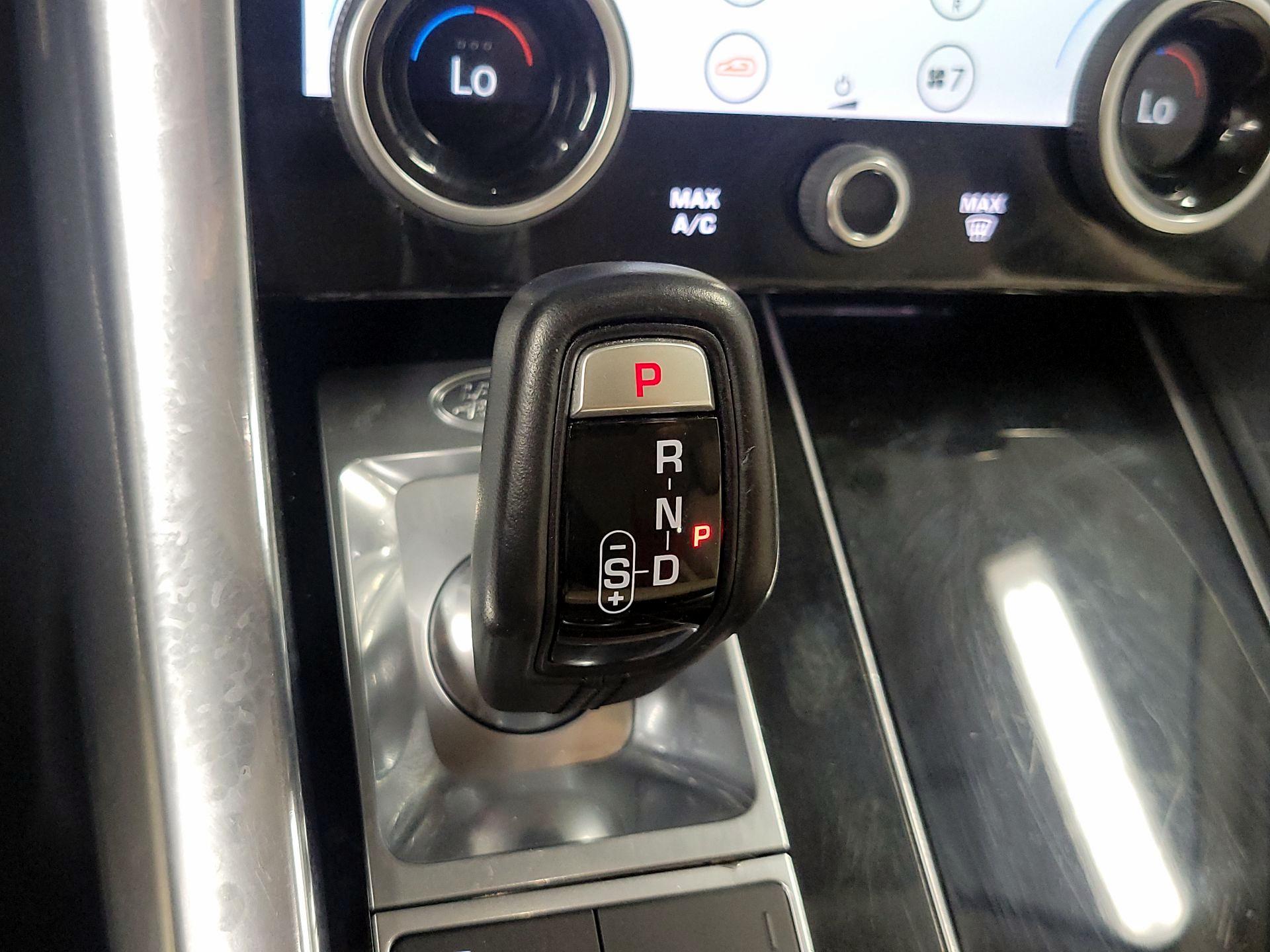 Thumbnail: 2020 Land Rover Range Rover Sport - 16