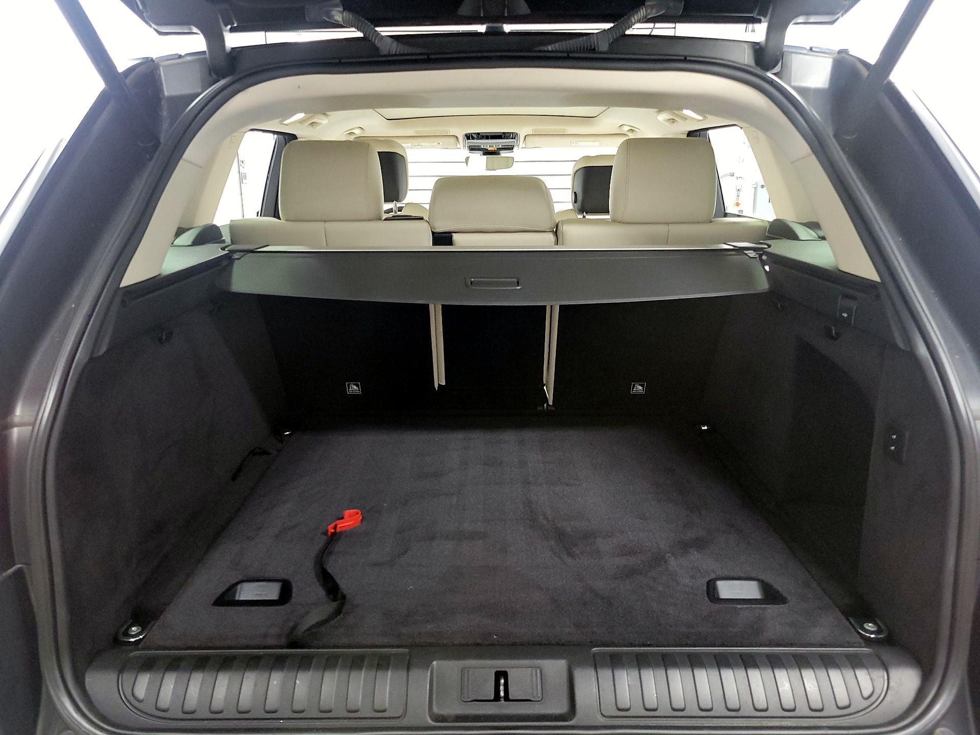 Thumbnail: 2020 Land Rover Range Rover Sport - 18